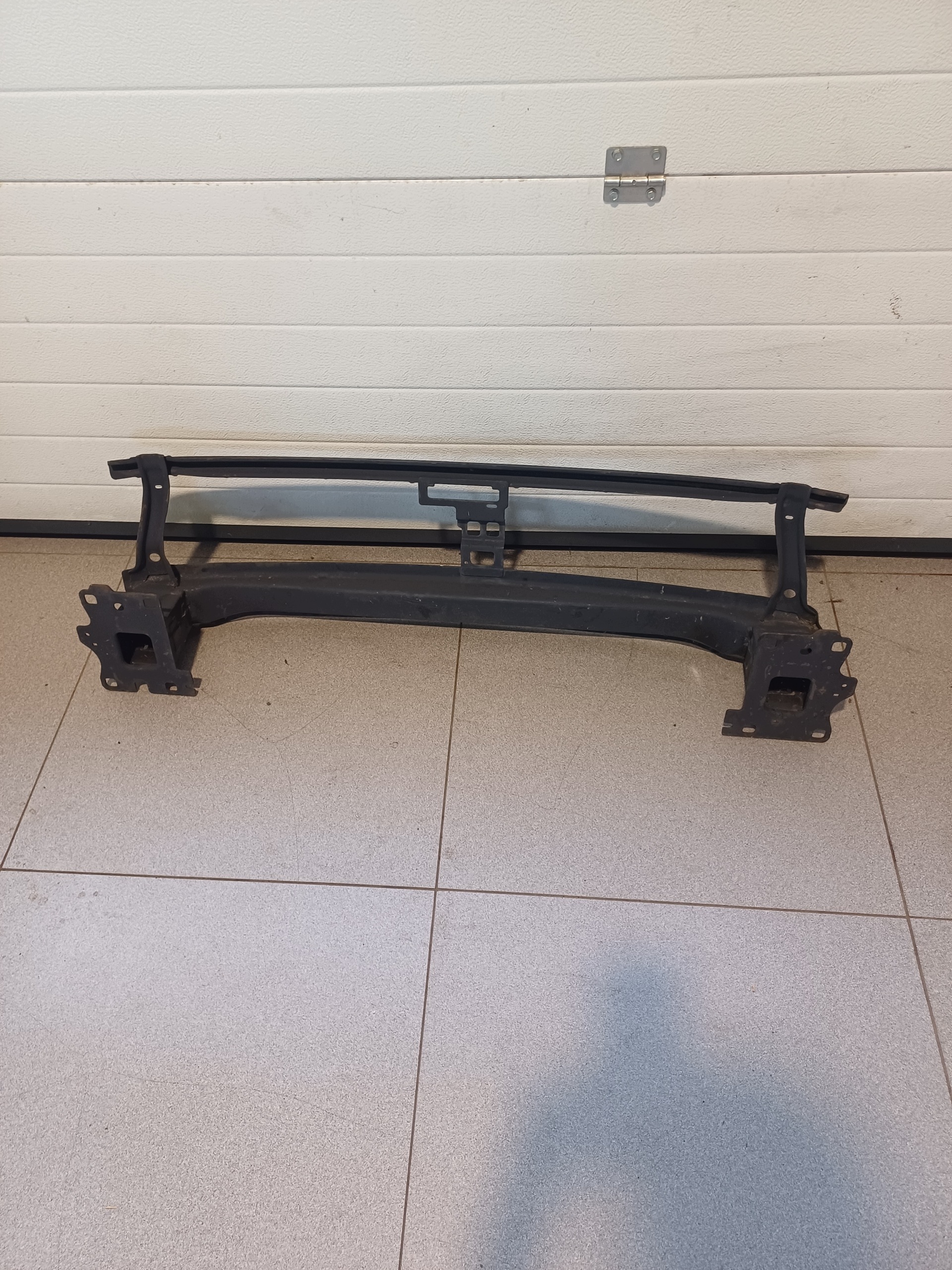 träger vorne vorne AUDI Q2 81A 81A807109C