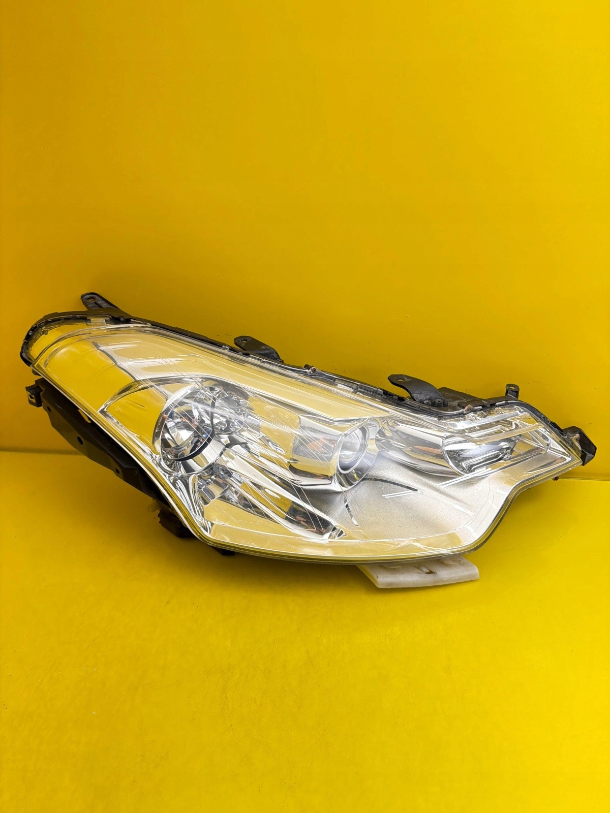 light right front Citroen C-Crosser Xenon 2007-2012