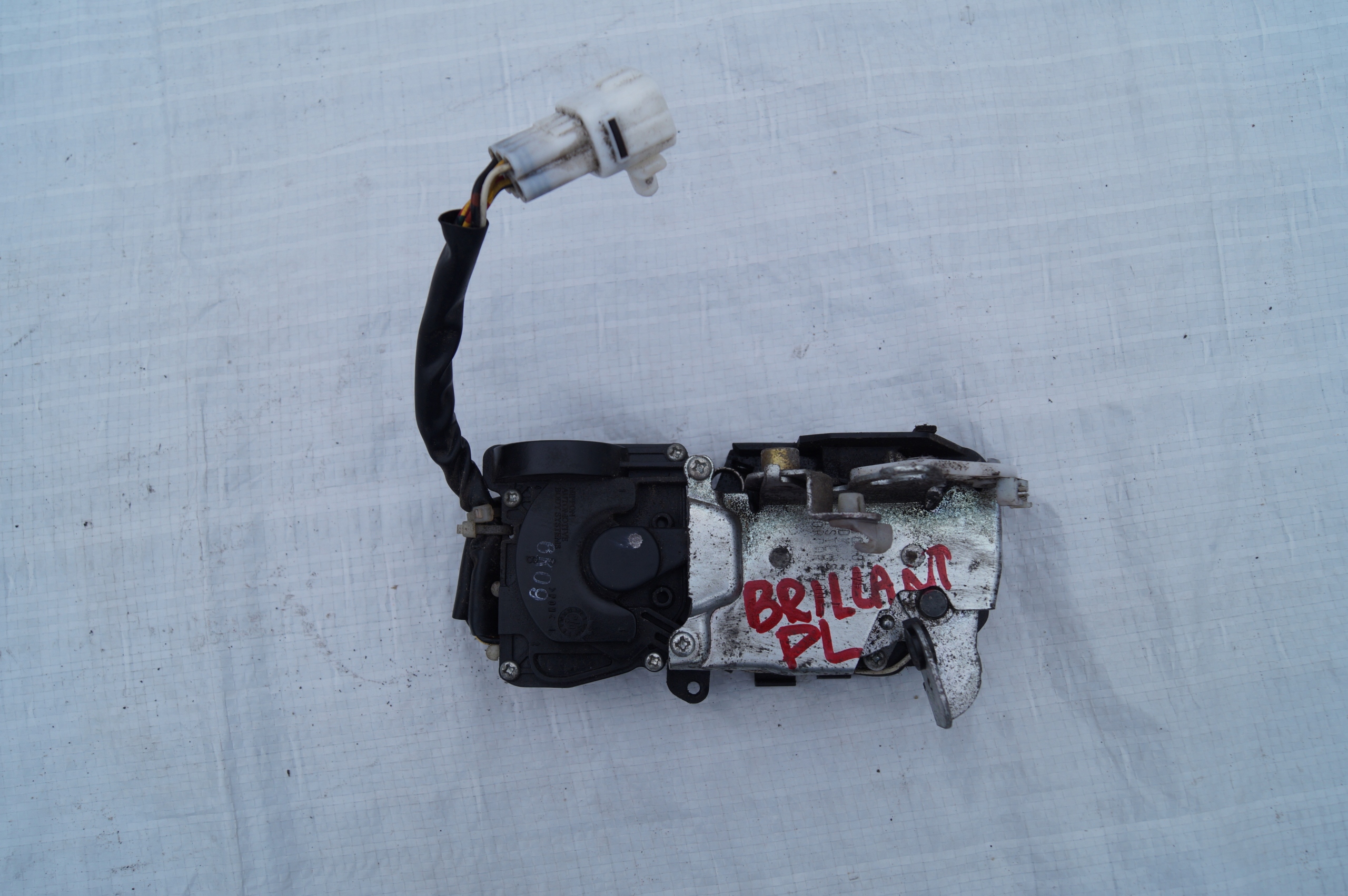 lock door front left BRILLIANCE BS6 5 of cables