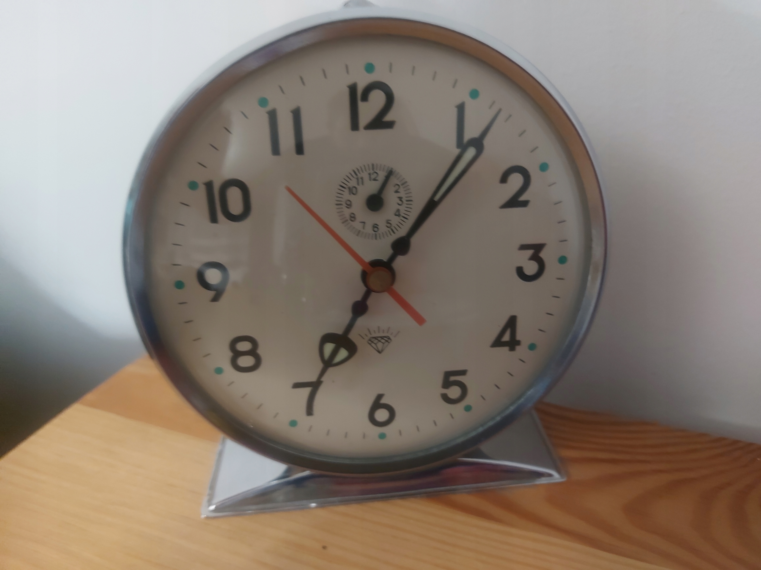 Старый будильник китайский Алмаз