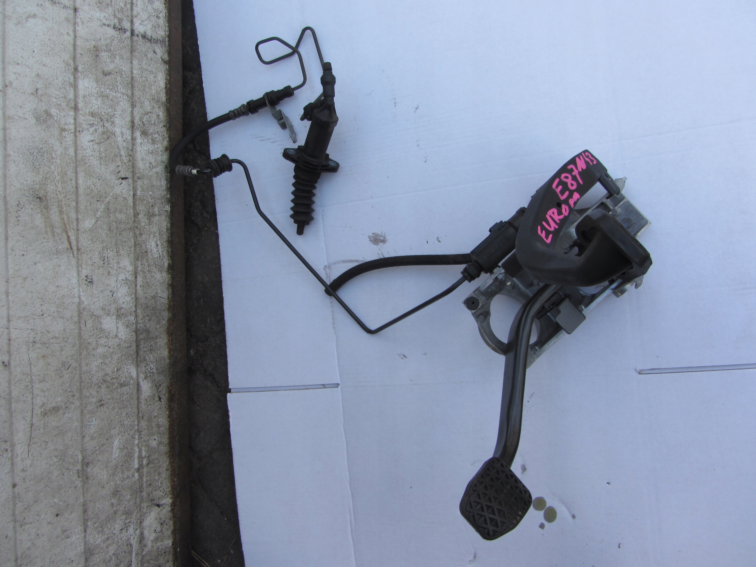 Педалі гальмівного насоса BMW E87 E90 92