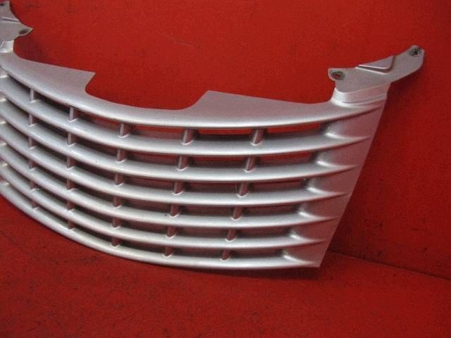 Chrysler PT Cruiser grill grille radiator SREBRNA PS2