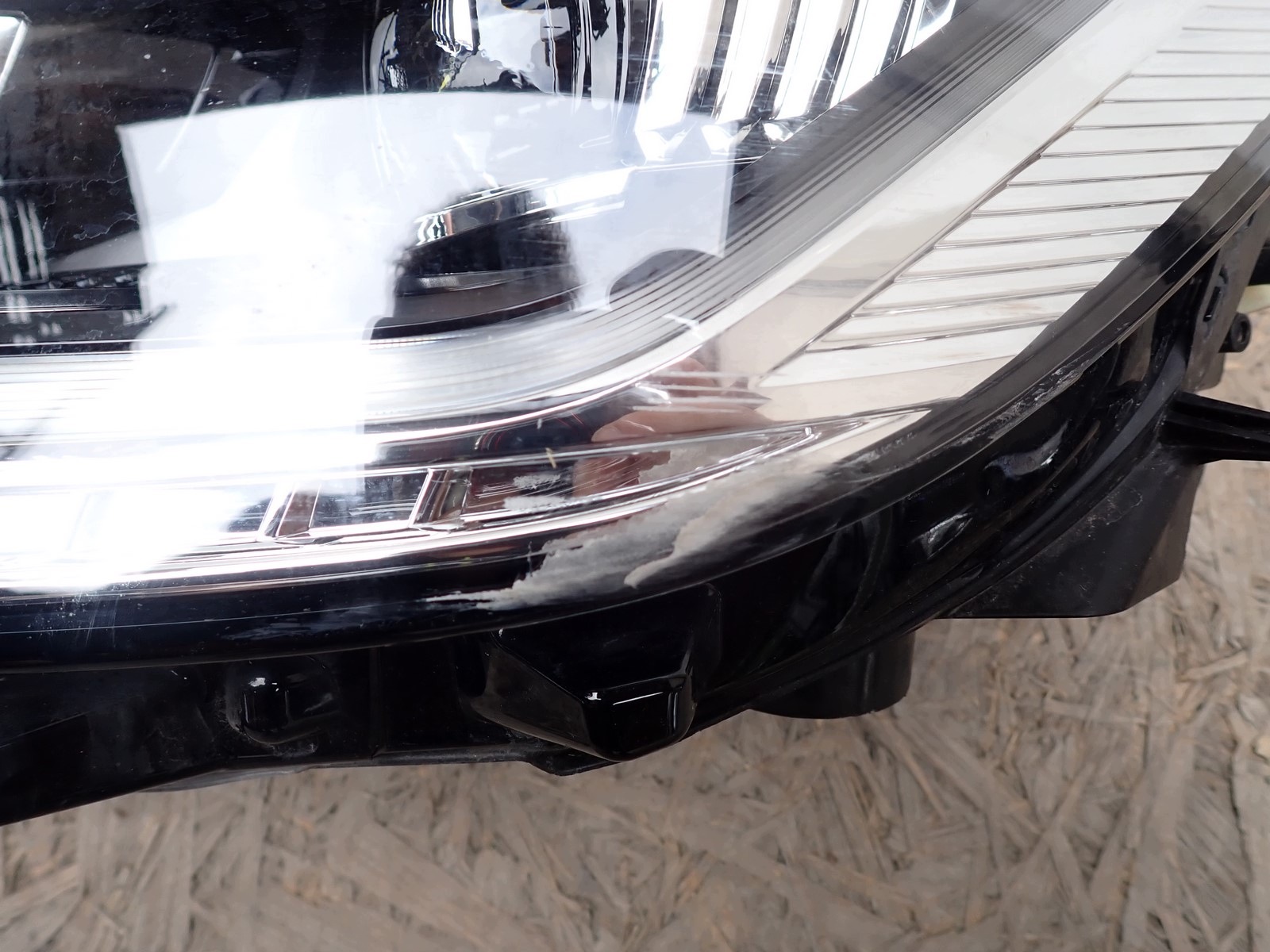 light left REFLEKTOR left FULL LED VW T CROSS 2GM C11 18-23R 2GM941035B 077