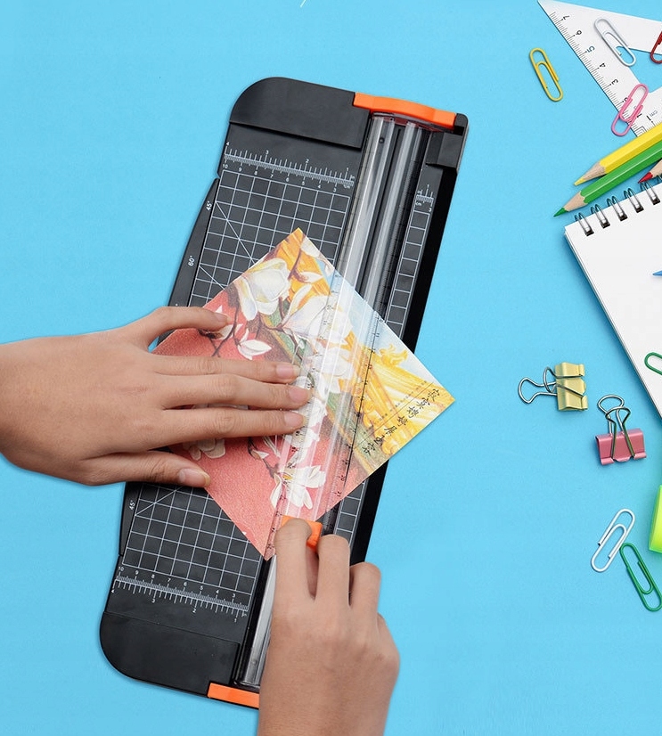 GILOTYNA DO CIĘCIA PAPIERU OBCINARKA TRYMER MIARA B7-A4 Z REGULACJA KĄTA Rodzaj ręczna