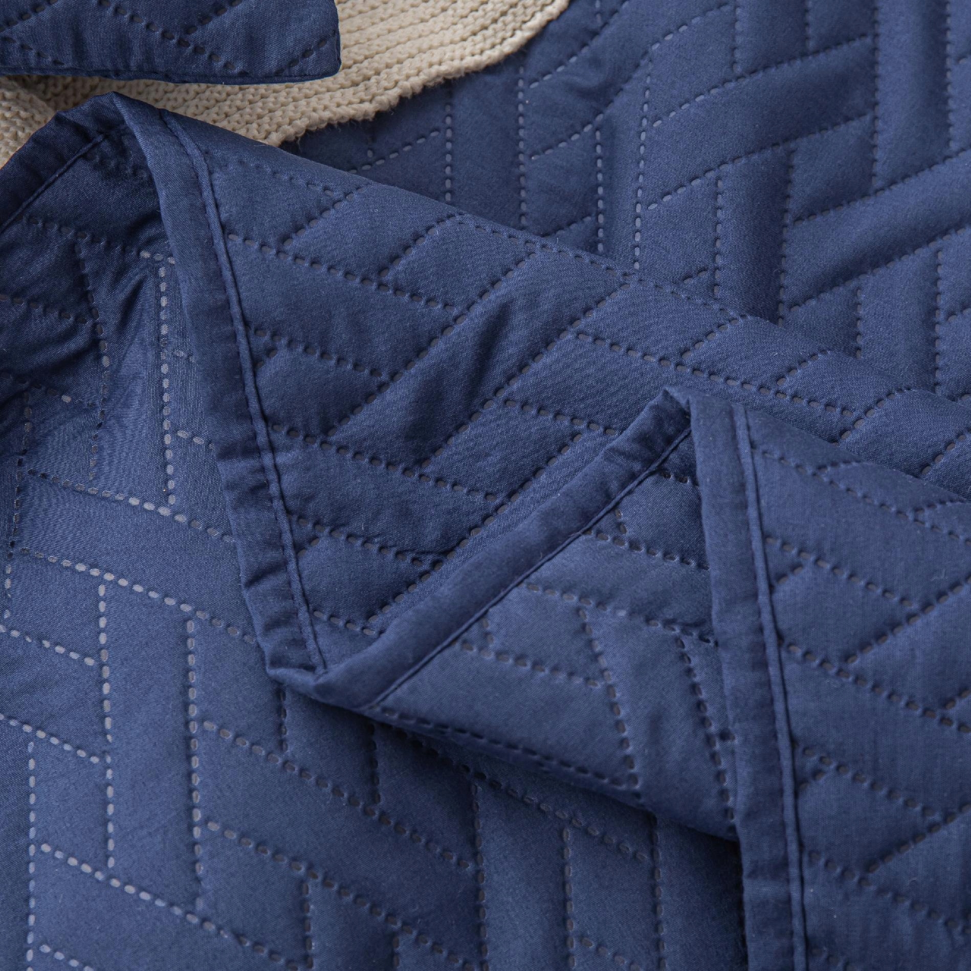 NARZUTA NA ŁÓŻKO PIKOWANA DWUSTRONNA KAPA KOC PLED DASH 240x220CM Marka Spod Igły i Nitki