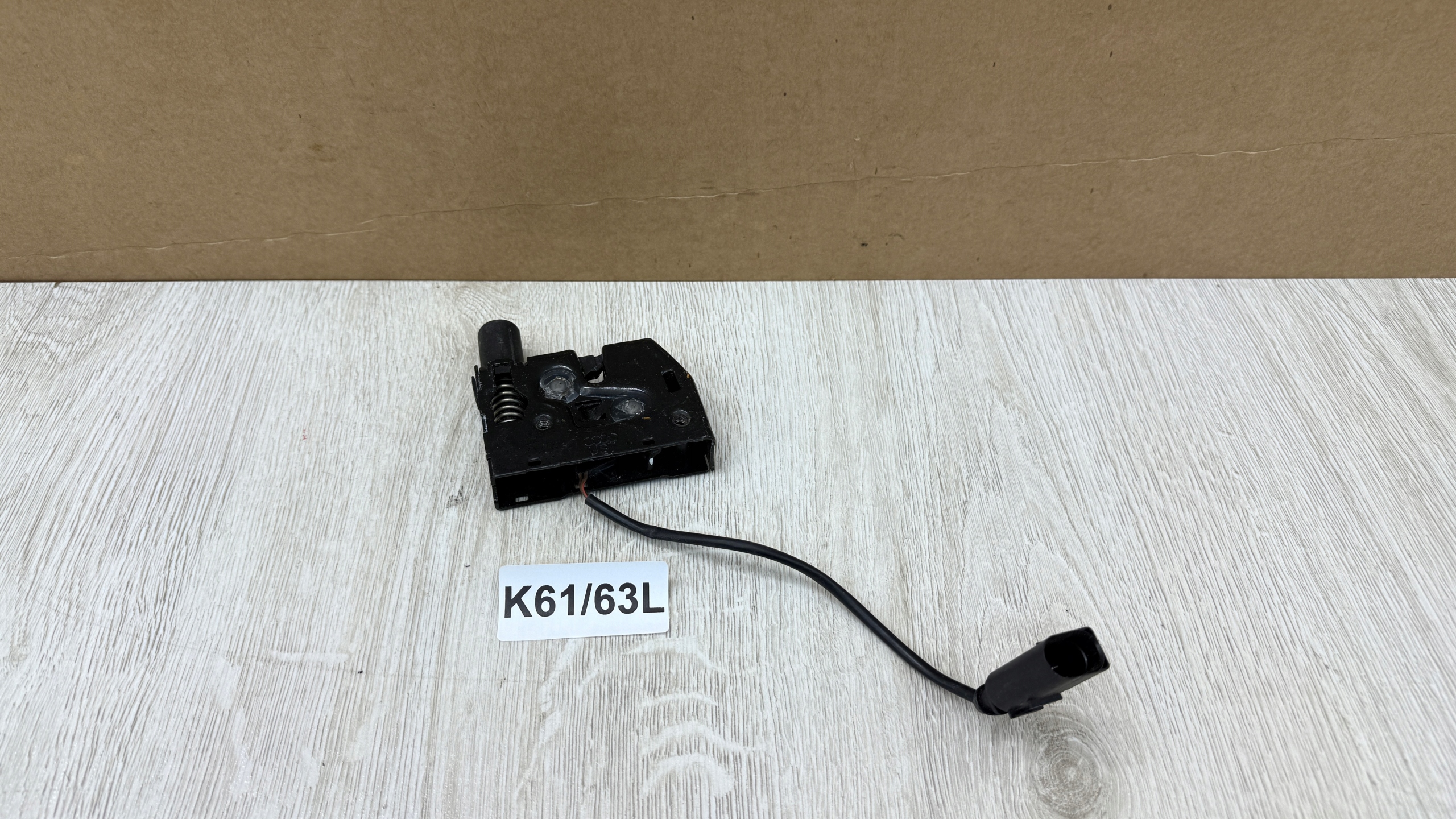 bonnet latch lock AUDI A6 C7 A7 4G 4G0823509 K61/63L