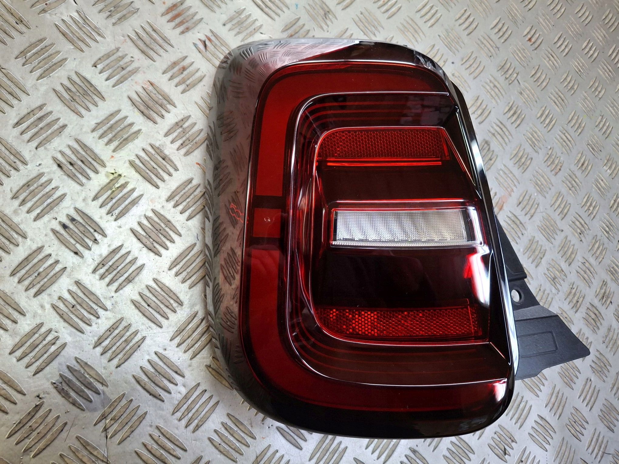 light rear left LED FIAT 500E 2020R->