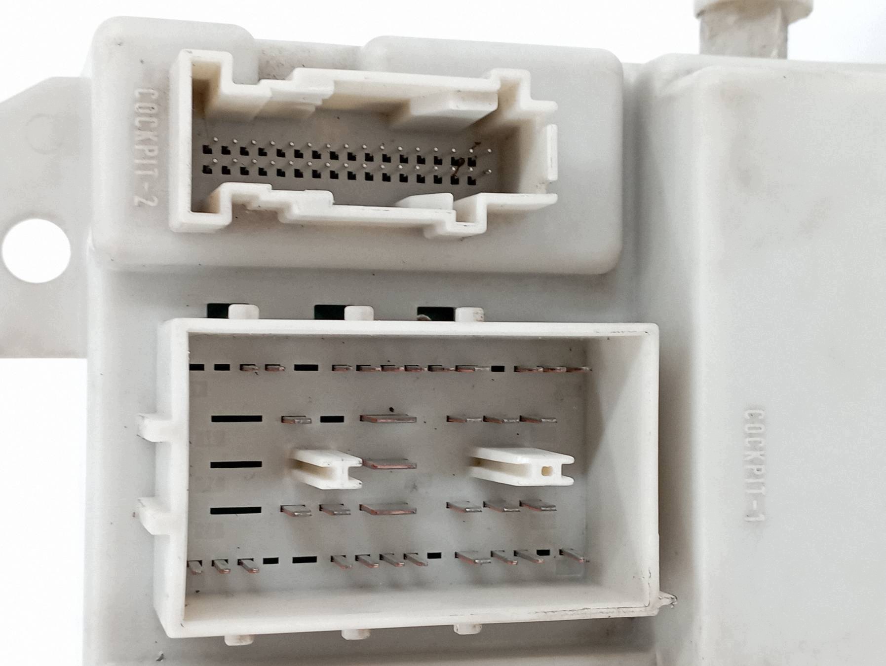 fuse box 3M5T-14A073-DF Ford Focus C-Max and (2003-2010)