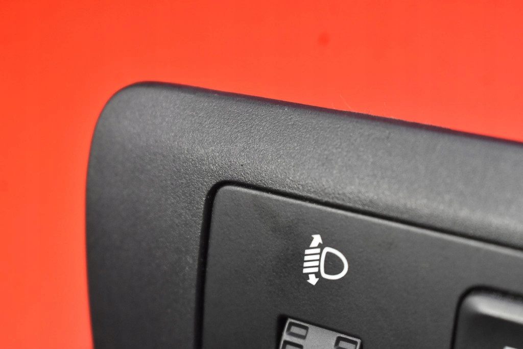 PANEL Pulsantiera TCS pedana e-STOP KD4966170 MAZDA CX-5 1 e 11-15