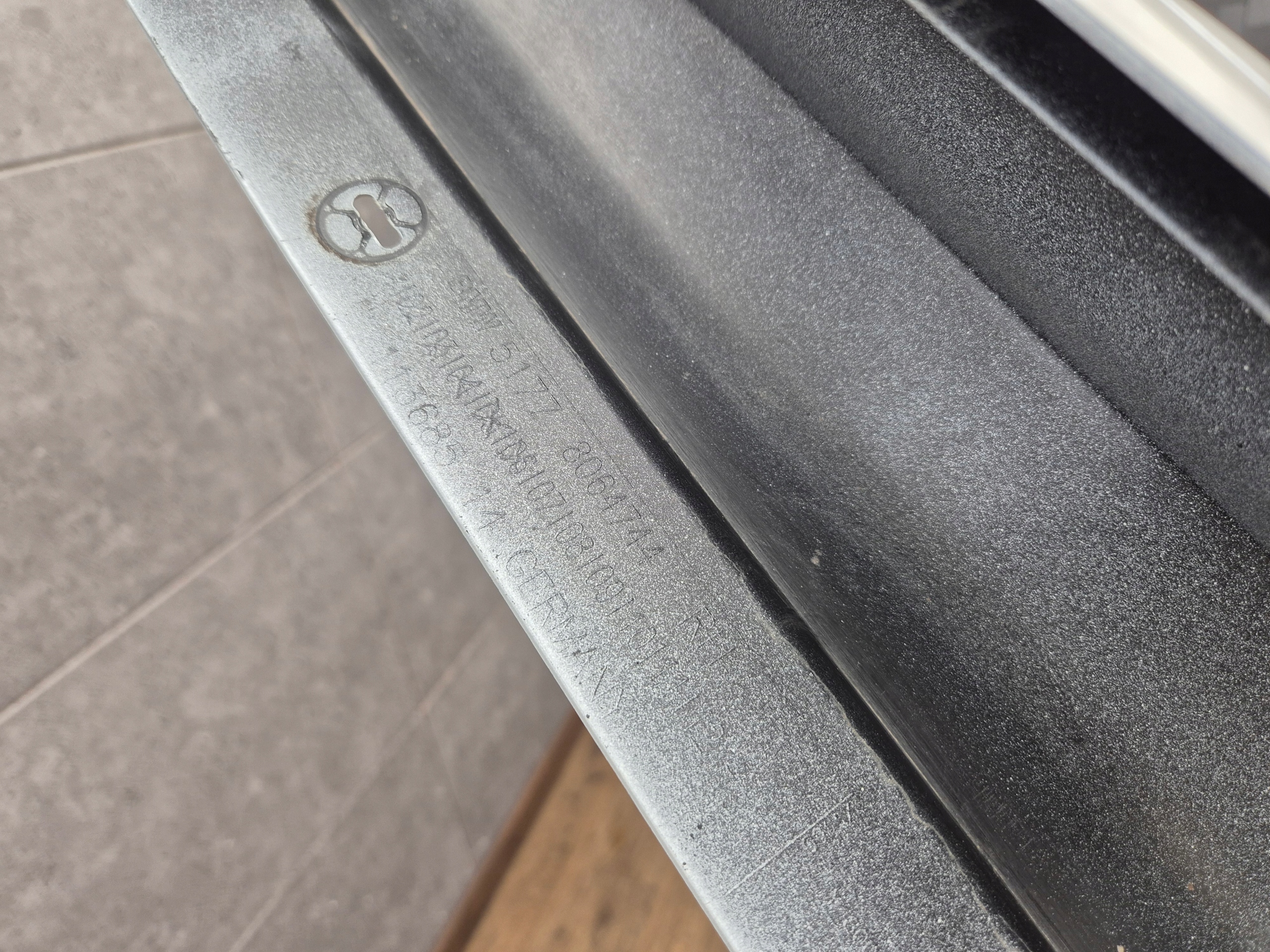 BMW G30 moulding threshold right m-packet threshold right A300 ALPINWEISS 8064744