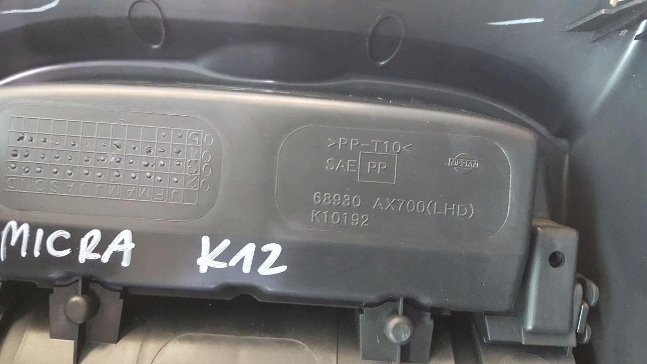 bracket for kubek Nissan Micra K12 1,2
