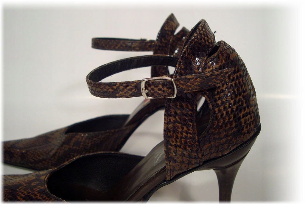 SZPILKI SZPILECZKI SKÓRA WĘŻA CZÓŁENKA BUTY SZPIC Rozmiar 38