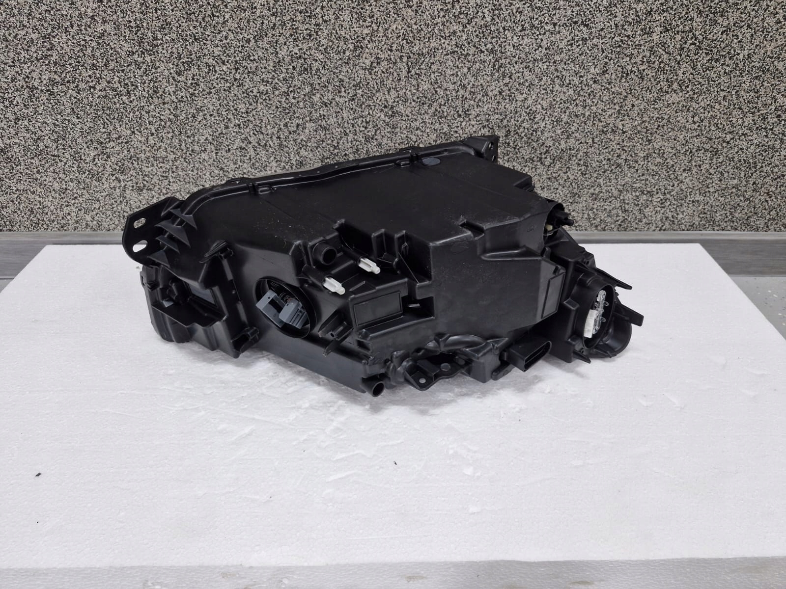 light left Volvo XC40 Full Led USA 2021