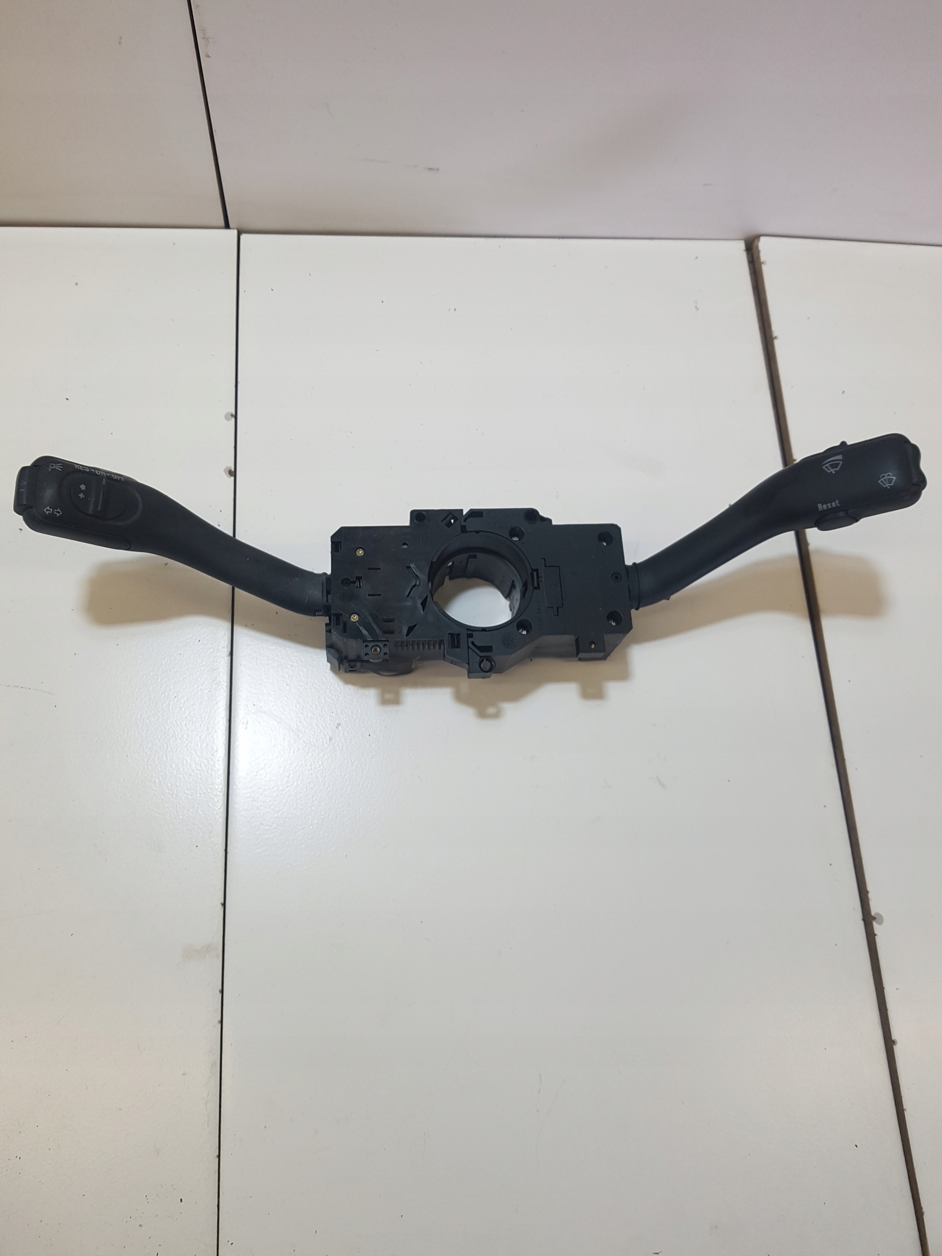 Commodo essuie glace AUDI A3 8L 286058