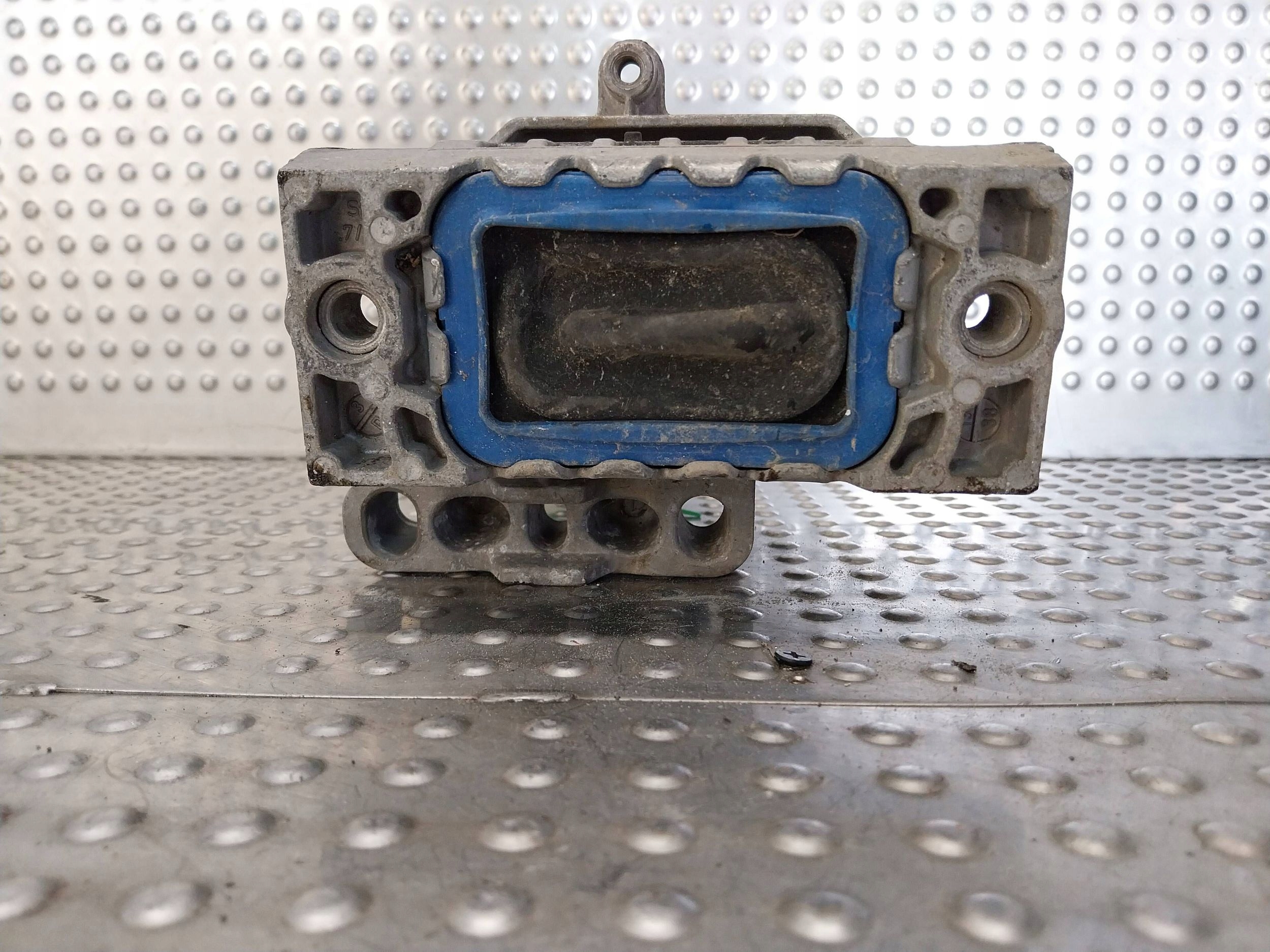 holder engine mount 1K0199262CR VW PASSAT B7 CC 2.0 TDI
