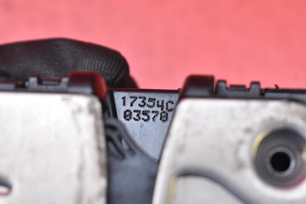 lock door left front front EU 915-C3039075-18S OPEL ASTRA 5 V K KOMBI