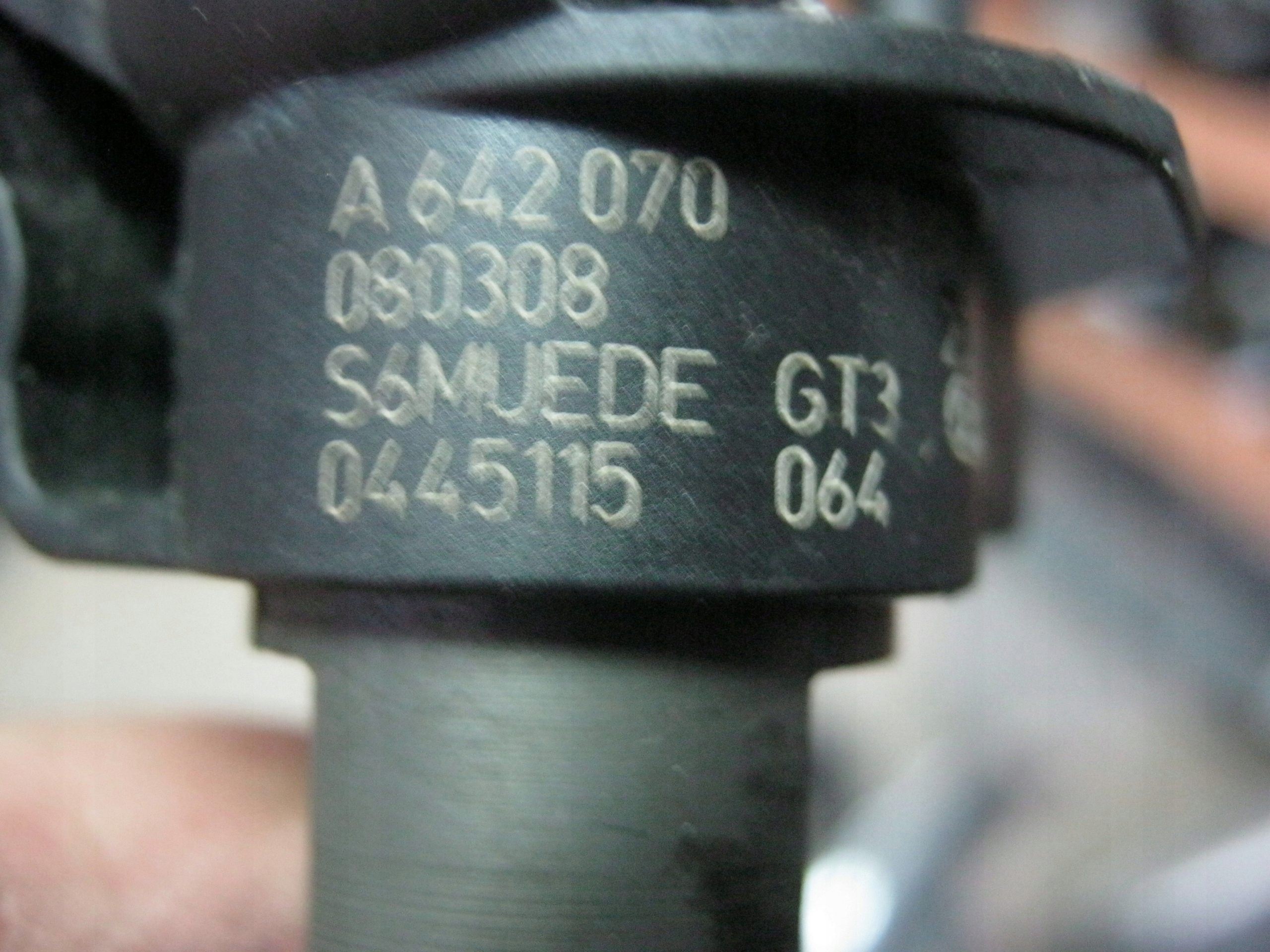 nozzle injector Jeep 3.0 CRD 0445115064