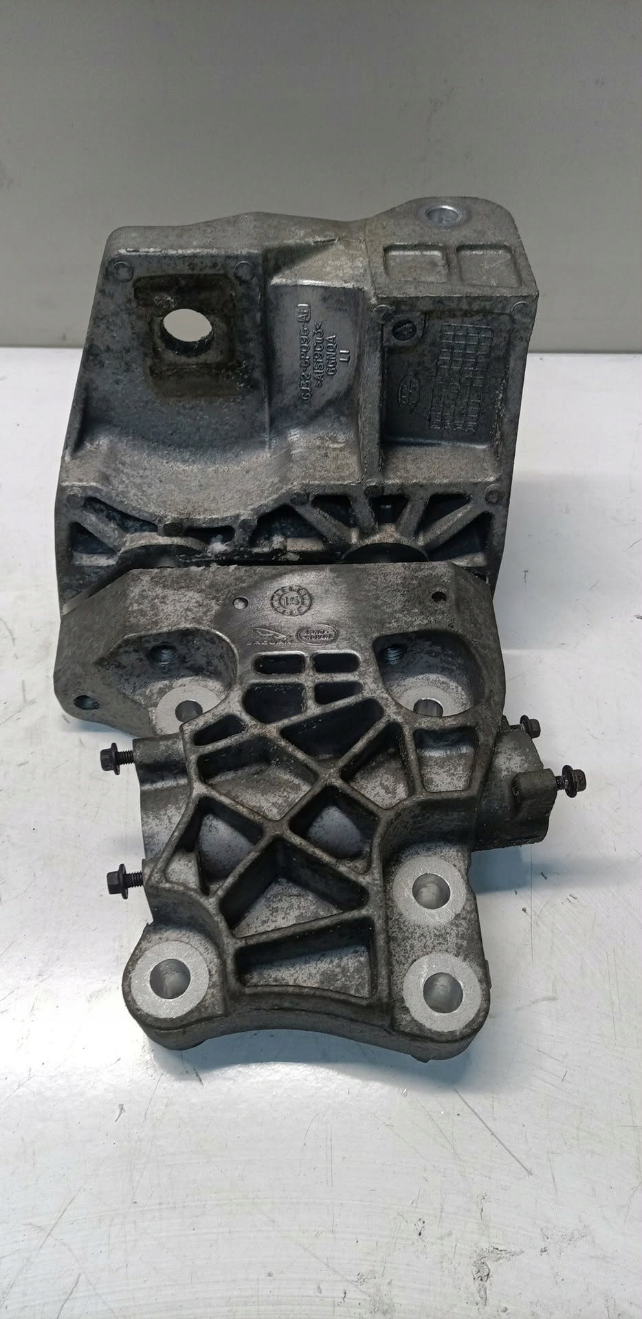 Land Range Rover Evoque Support / Support plaque Moteur 2.0 D Diesel 204dtd