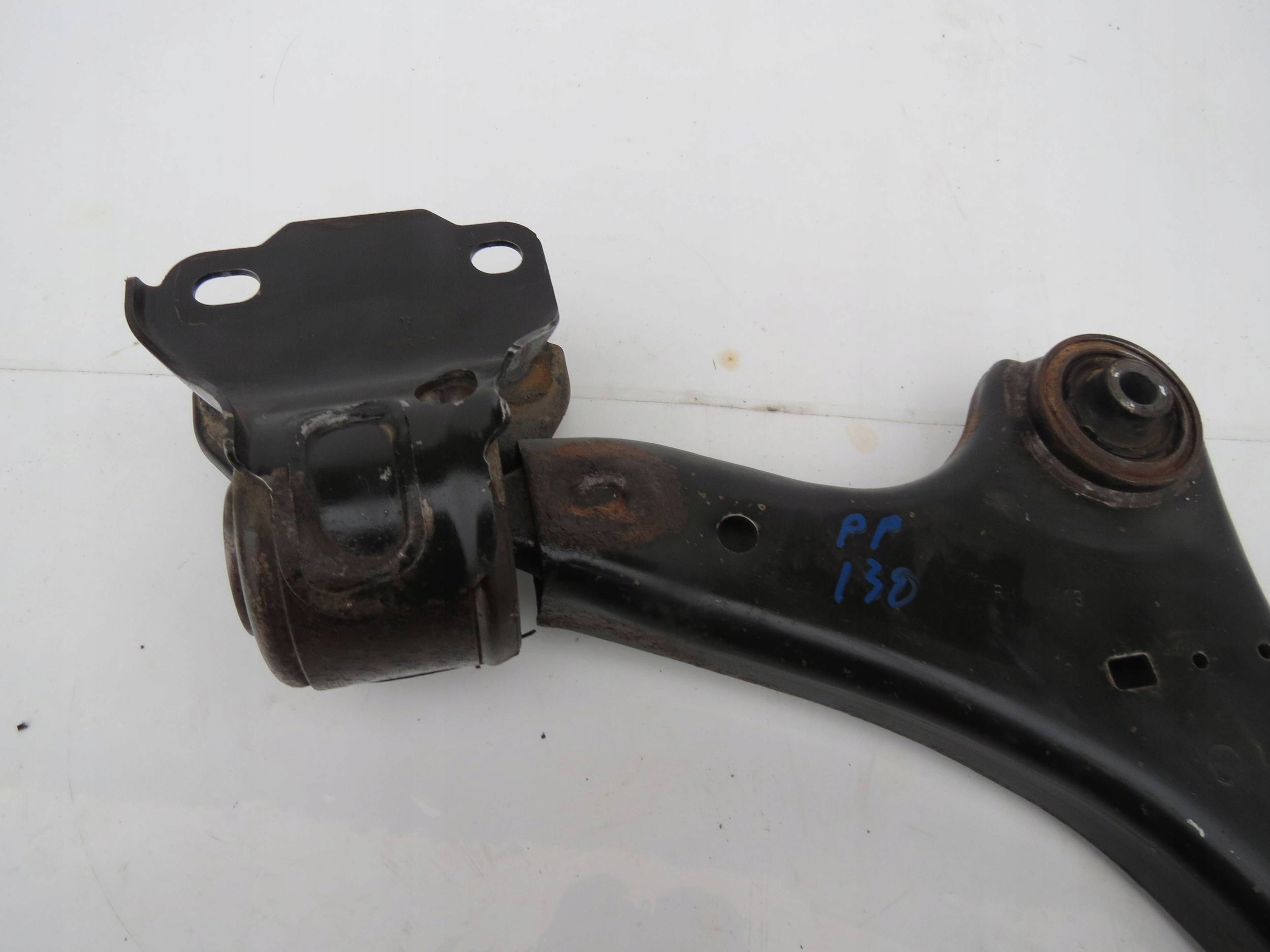 arm front lower VOLVO V60 and S60 II 6G9N3A052 (2013-2018)R.