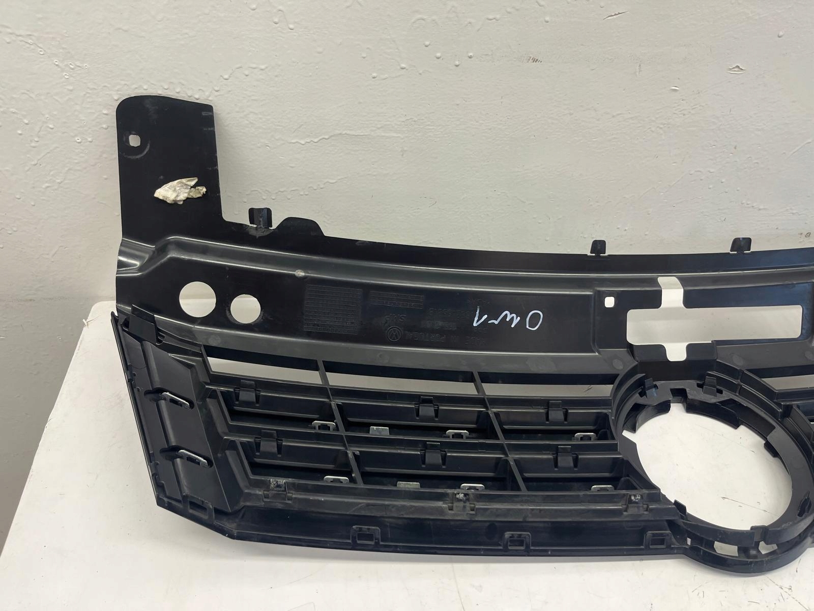 VW Sharan 7N Kühlergrill FRONTGRILL Kühlergitter 7N0853653BA - Thumbnail 4