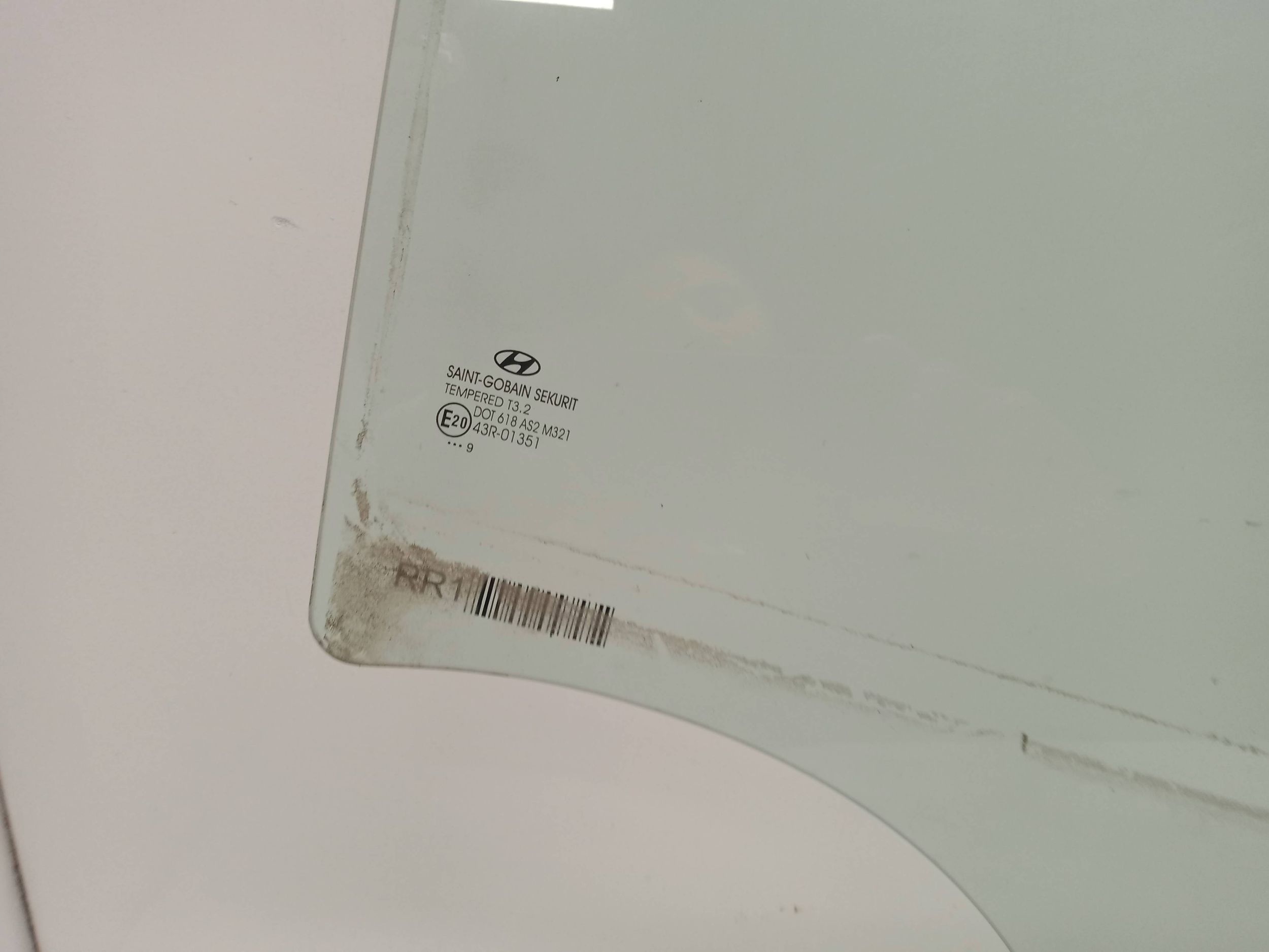 HYUNDAI I30 III HB window door right rear part 2017