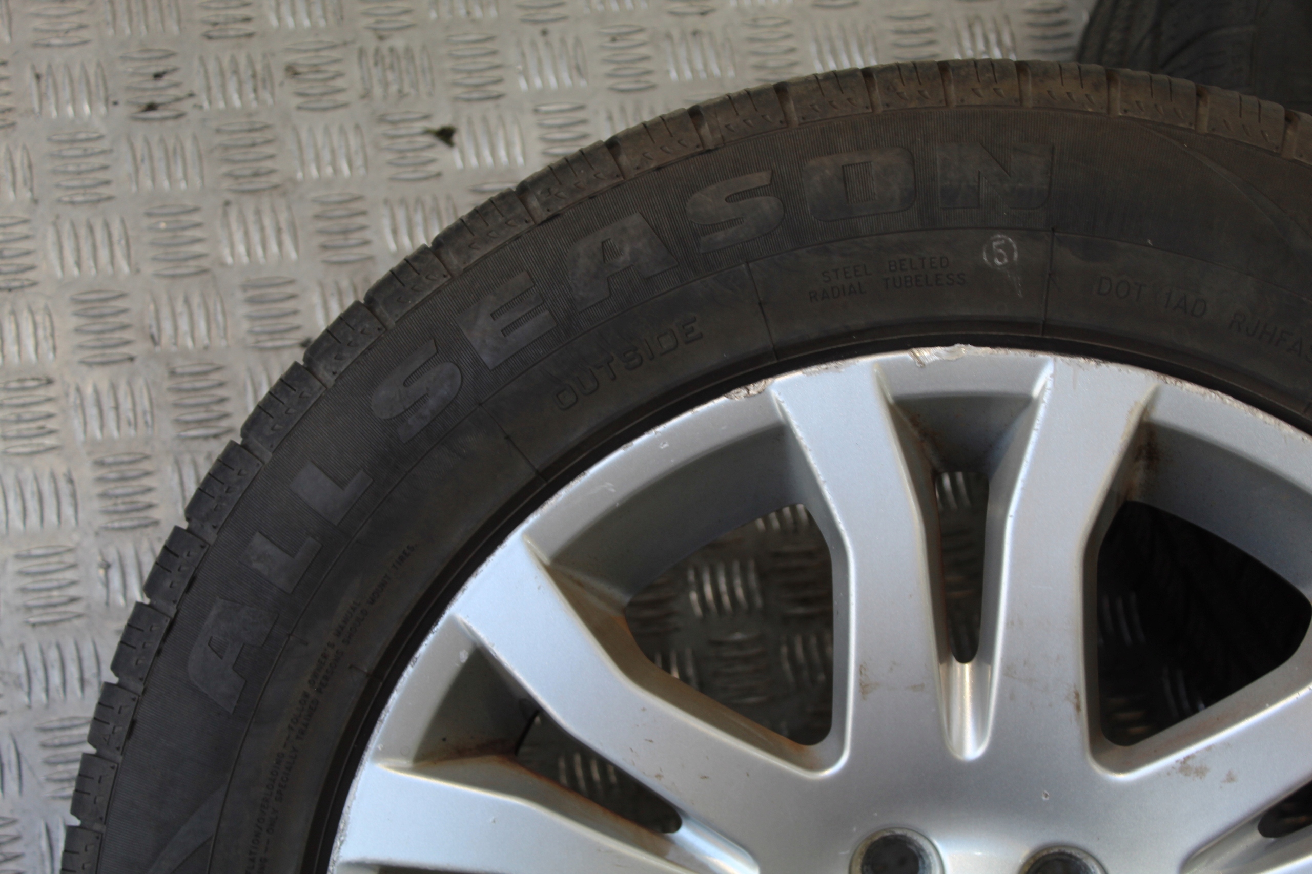 wheels discs disc 235/60 R18 FREELANDER II