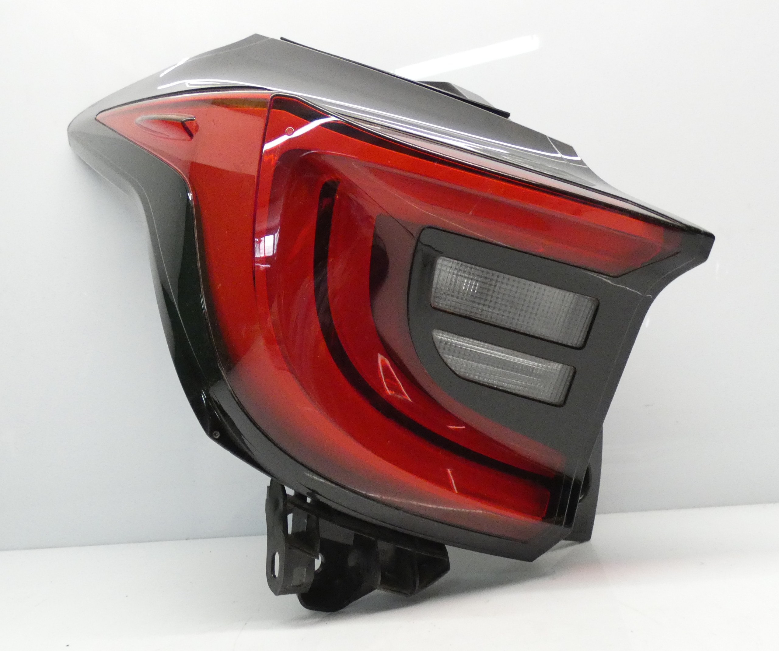 TOYOTA YARIS IV 4 KOITO KO-12 2020- light left rear part rear