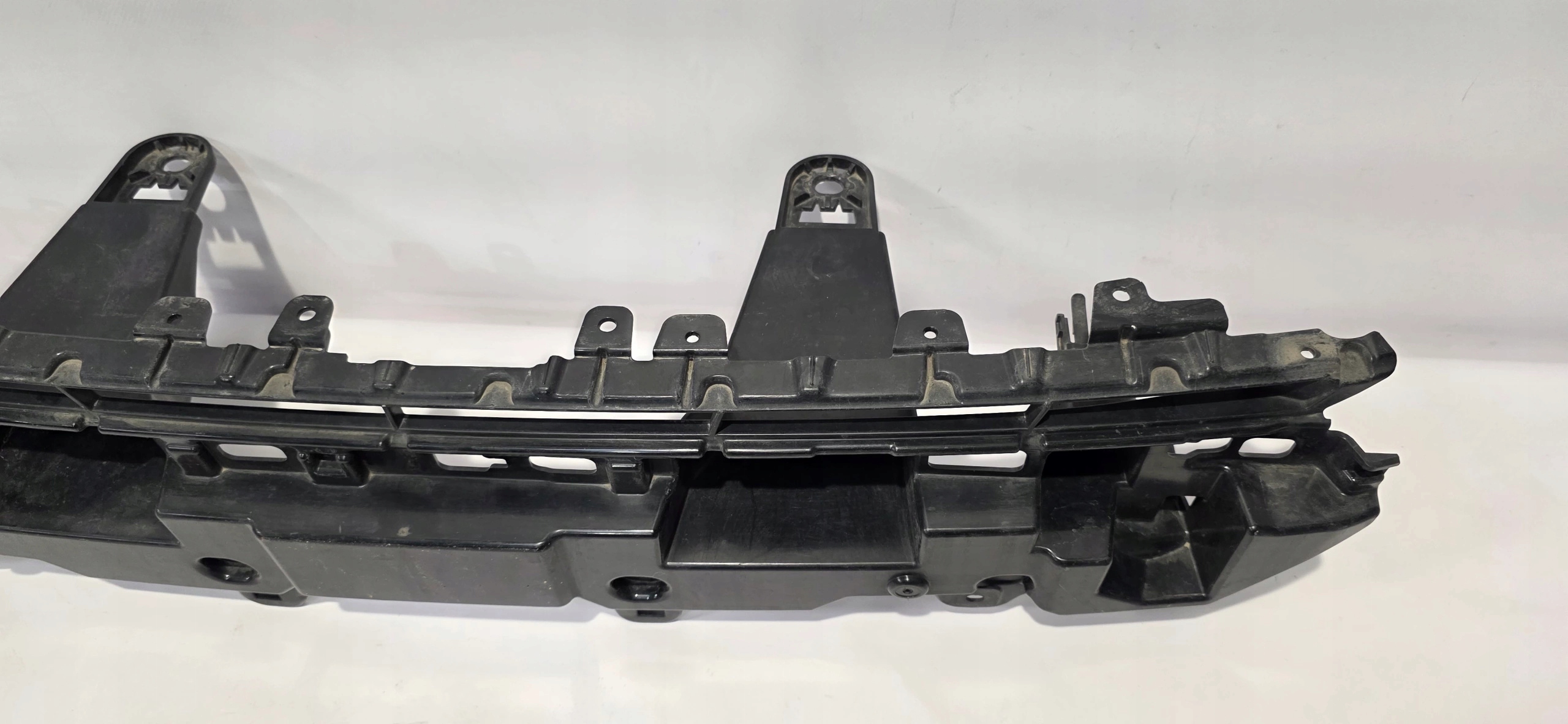 Support plaque Radiateur LEXUS LM 23- Original 53118-V2010