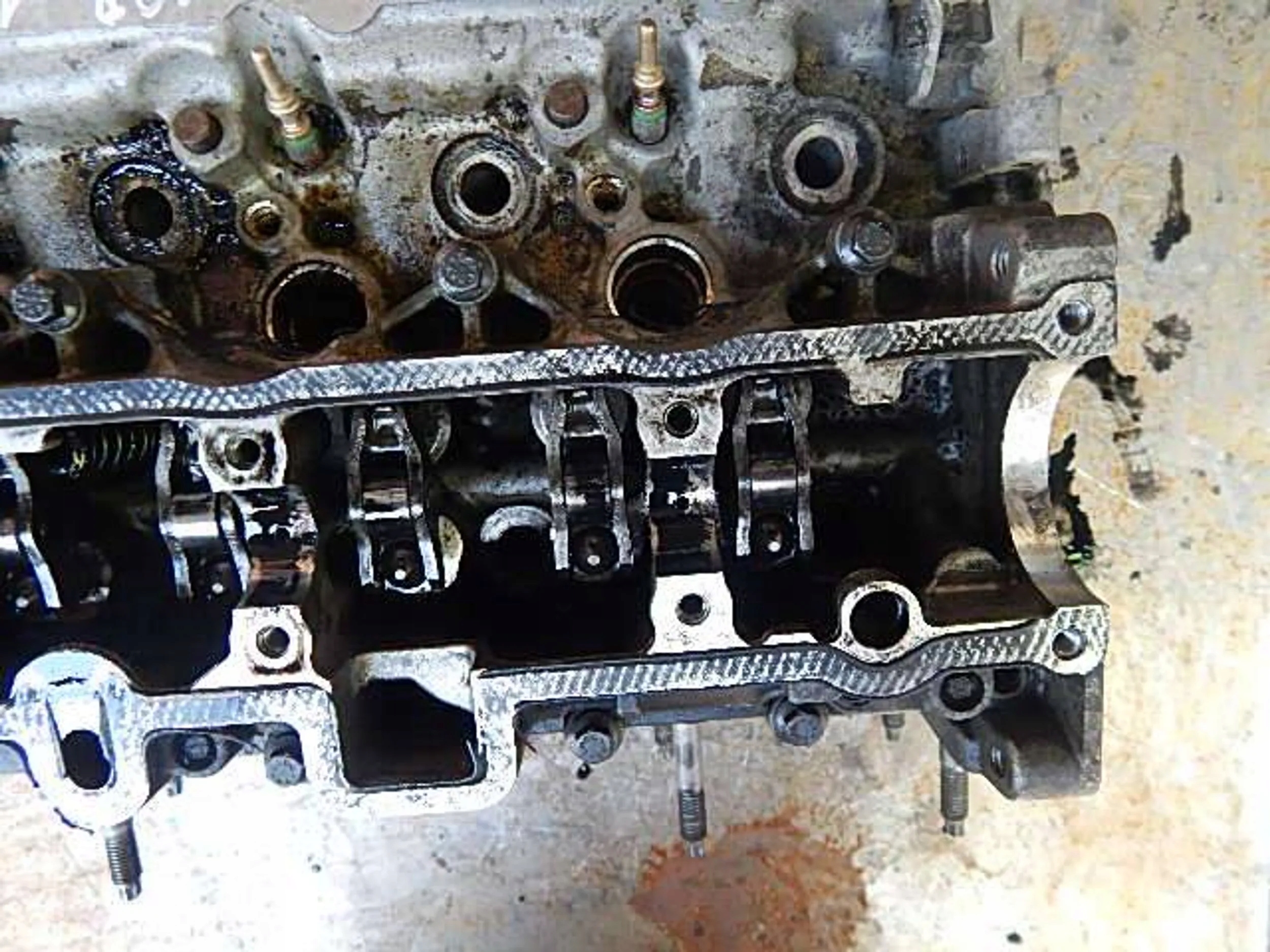 GŁOWICA PEUGEOT, CITROEN 1.6 HDI 8V 10-18 Typ samochodu Samochody osobowe