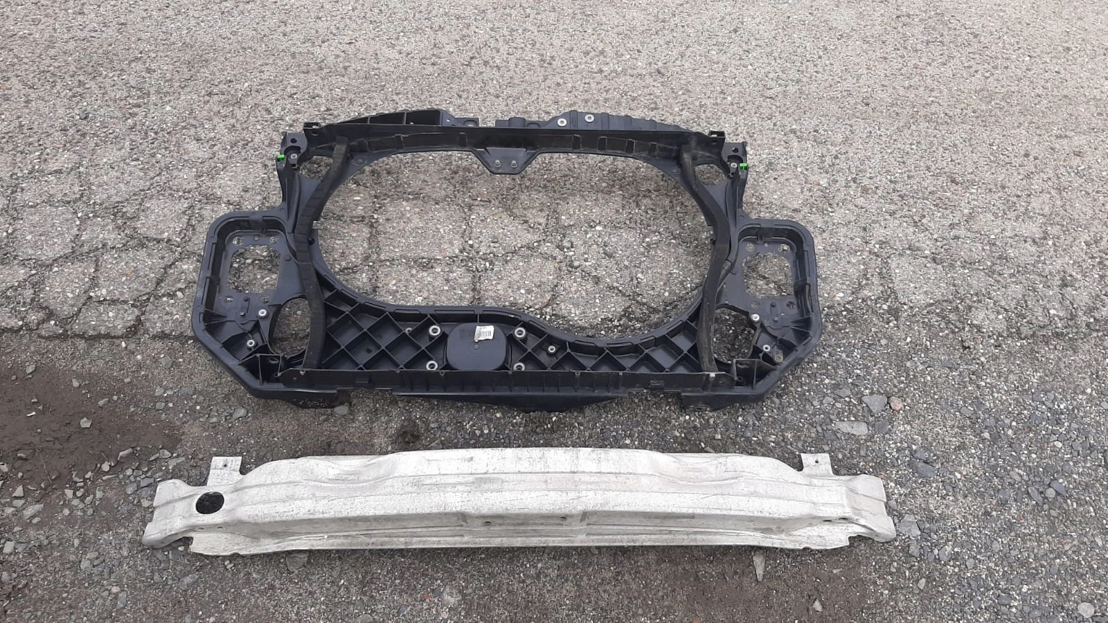 AUDI A6 C6 LIFT 4F0 бампер 4F0907111