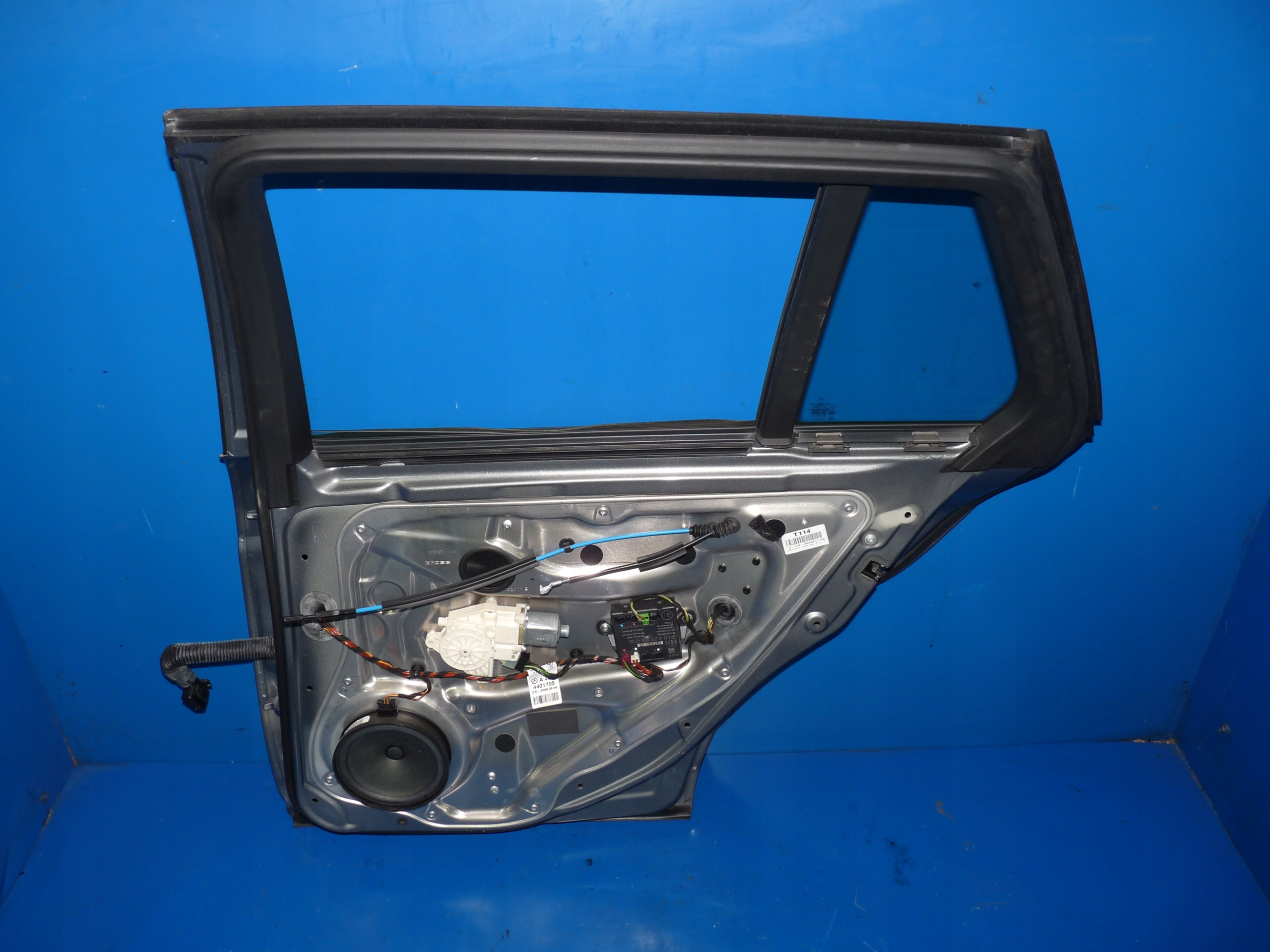 C KLASA W204 door right right rear part rear. KOMBI