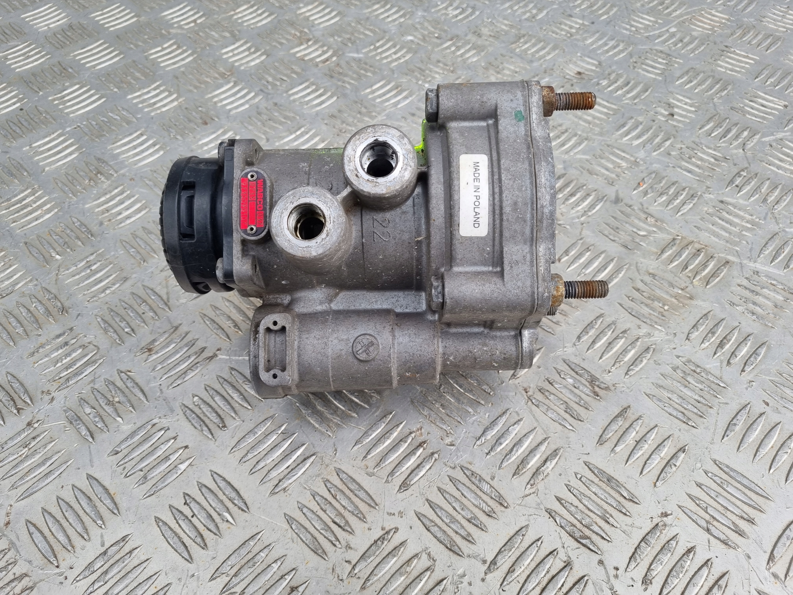 9730090107 - КЛАПАН УПРАВЛЕНИЯ ПРИЦЕПОМ SCANIA P G R T 4