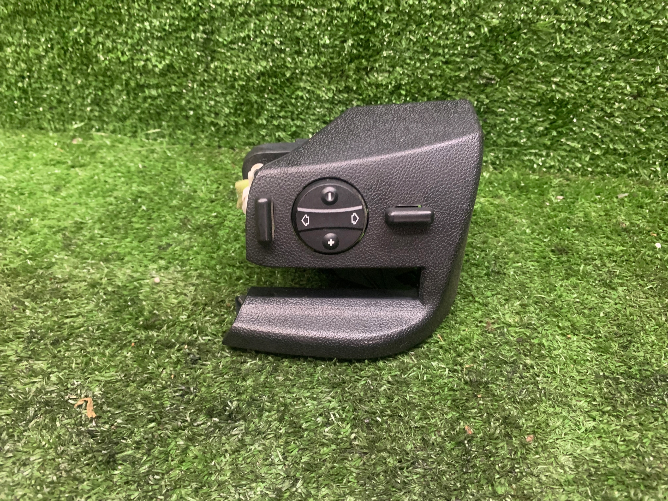 MERCEDES W211 LIFT PANEL PRZEŁĄCZNIK LEWEGO FOTELA A2119181136