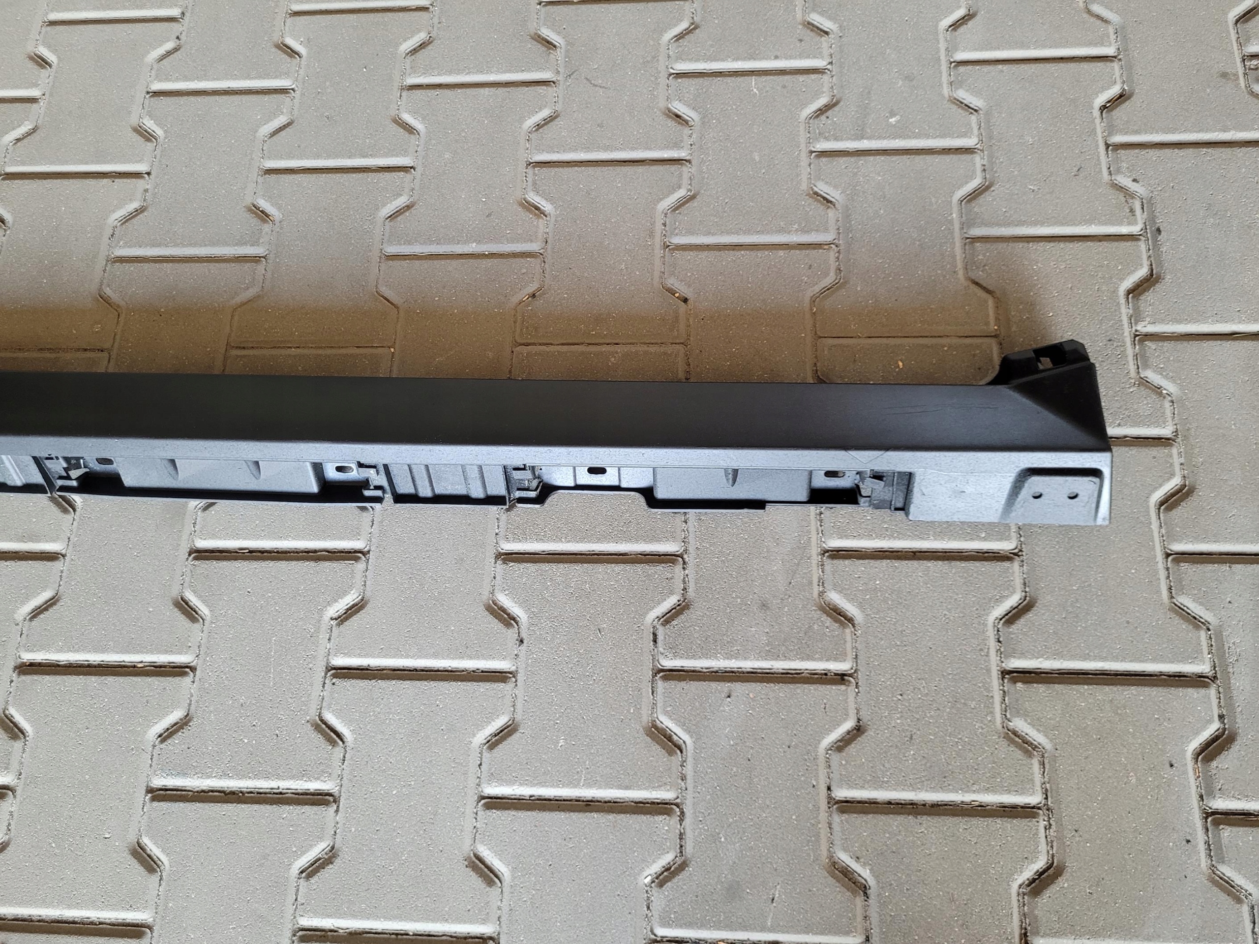 moulding cap threshold left HK83-101D57-BF JAGUAR F-PACE X761