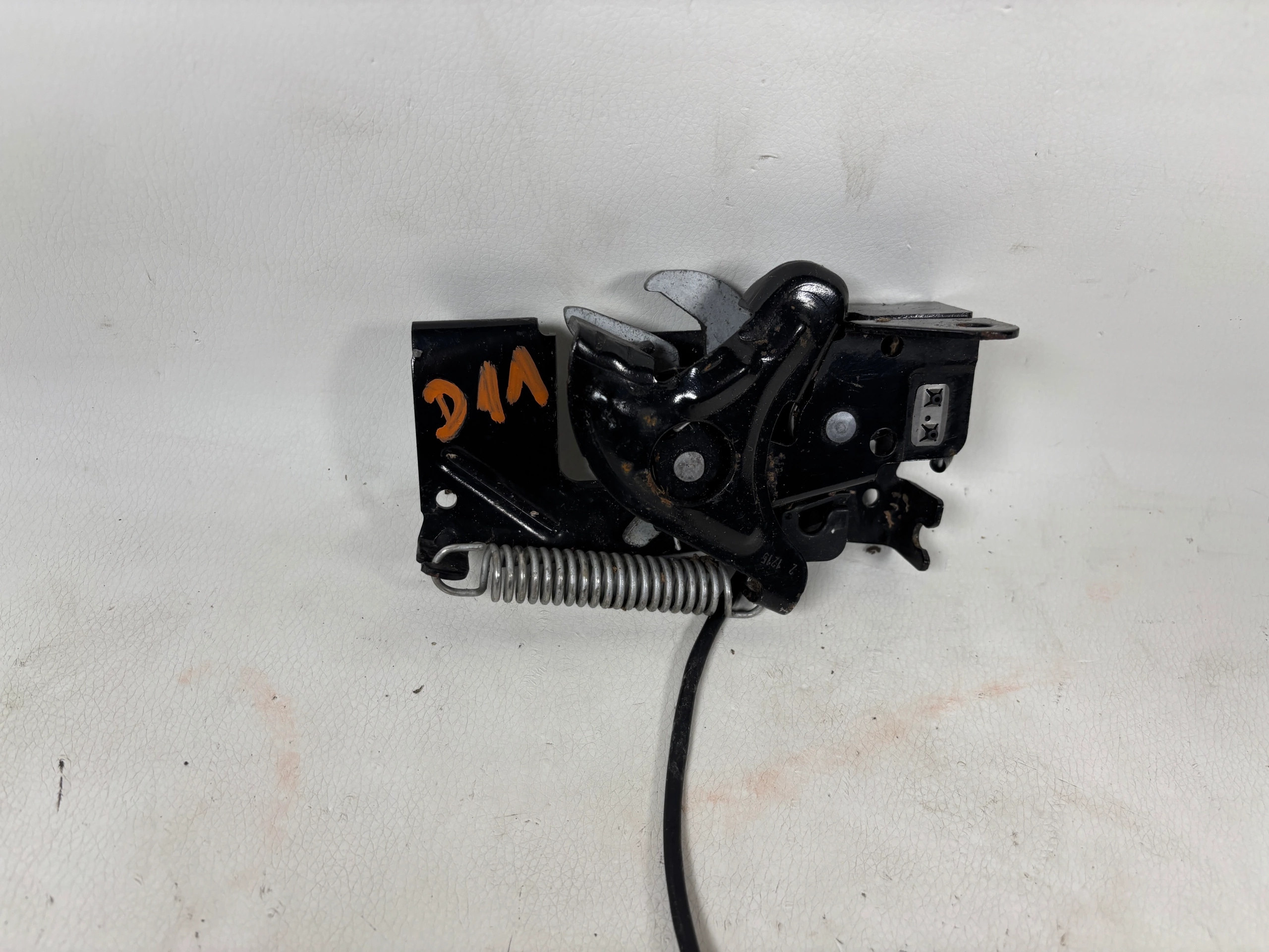 BMW 1 F20 bonnet latch lock 7242548-1