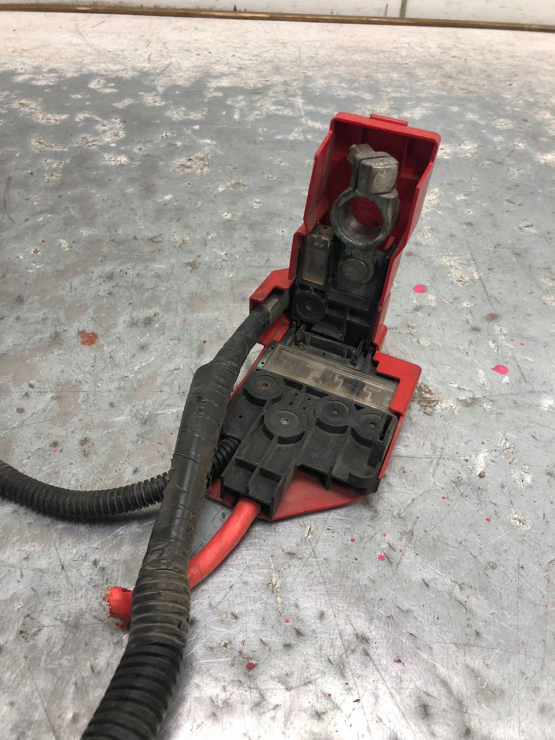 terminal plus FORD FIESTA MK7 8V51-14A075-AA