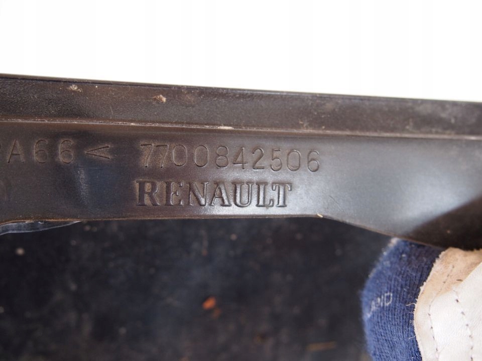 Renault Clio fender left 2 II 98-02r