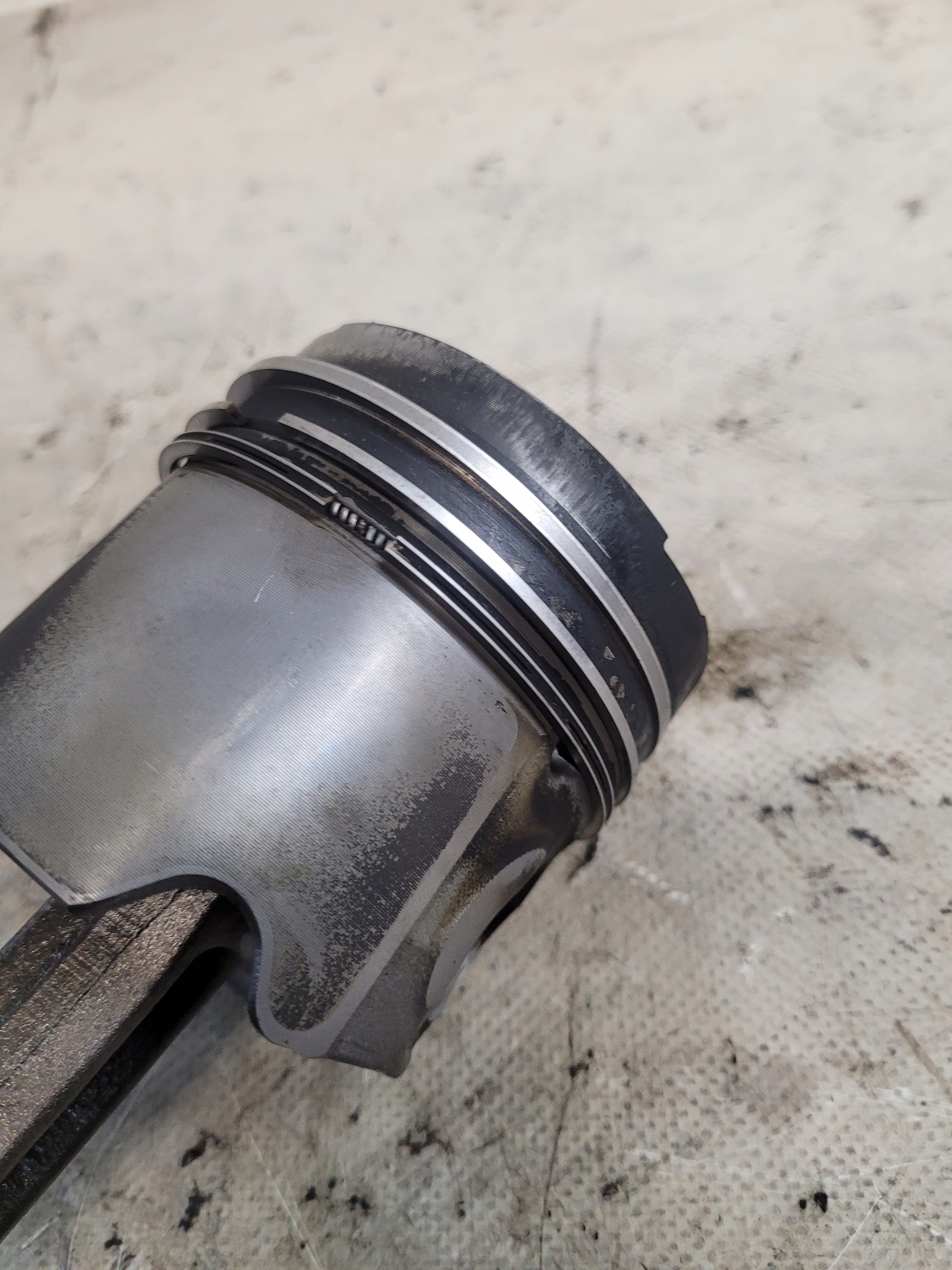 piston 087082 + connecting rod OPEL MOVANO A FL 2.5CDTI