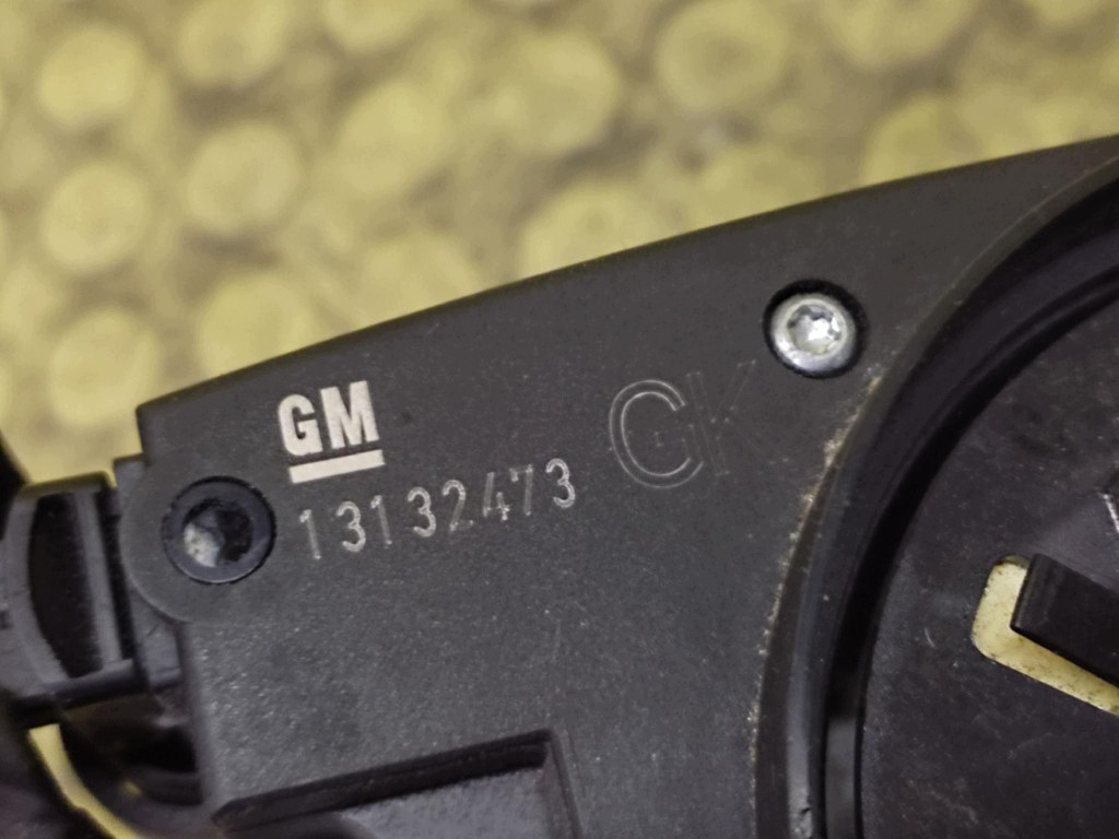 OPEL VECTRA C commande levier commodo sous volant 13132473GK