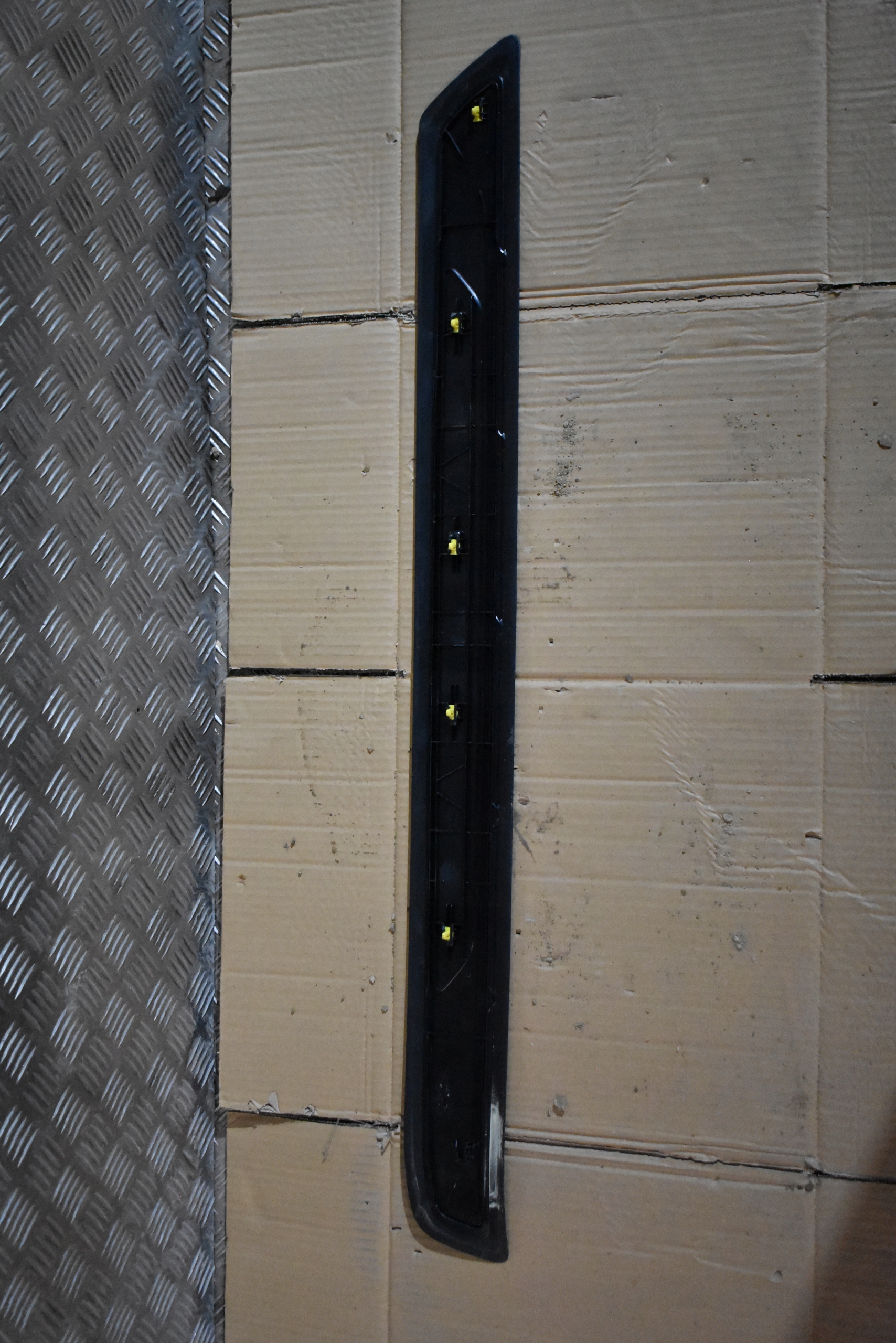 IDEALNA cap moulding threshold left BMW CS F82 M4 1