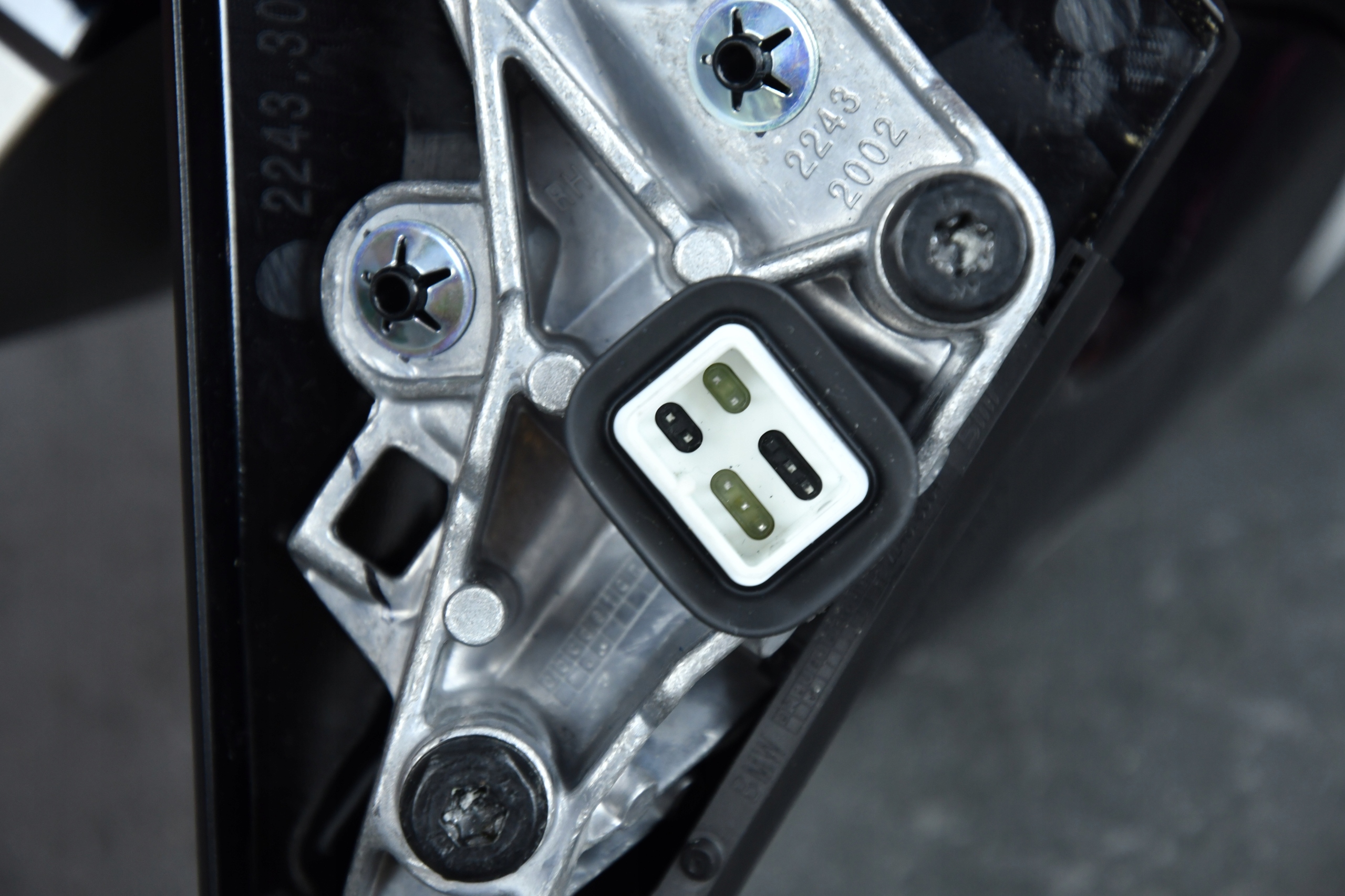 mirror right BMW 4 G26 i4 G26 m-packet KAMERA TROJKAT SKLADANE