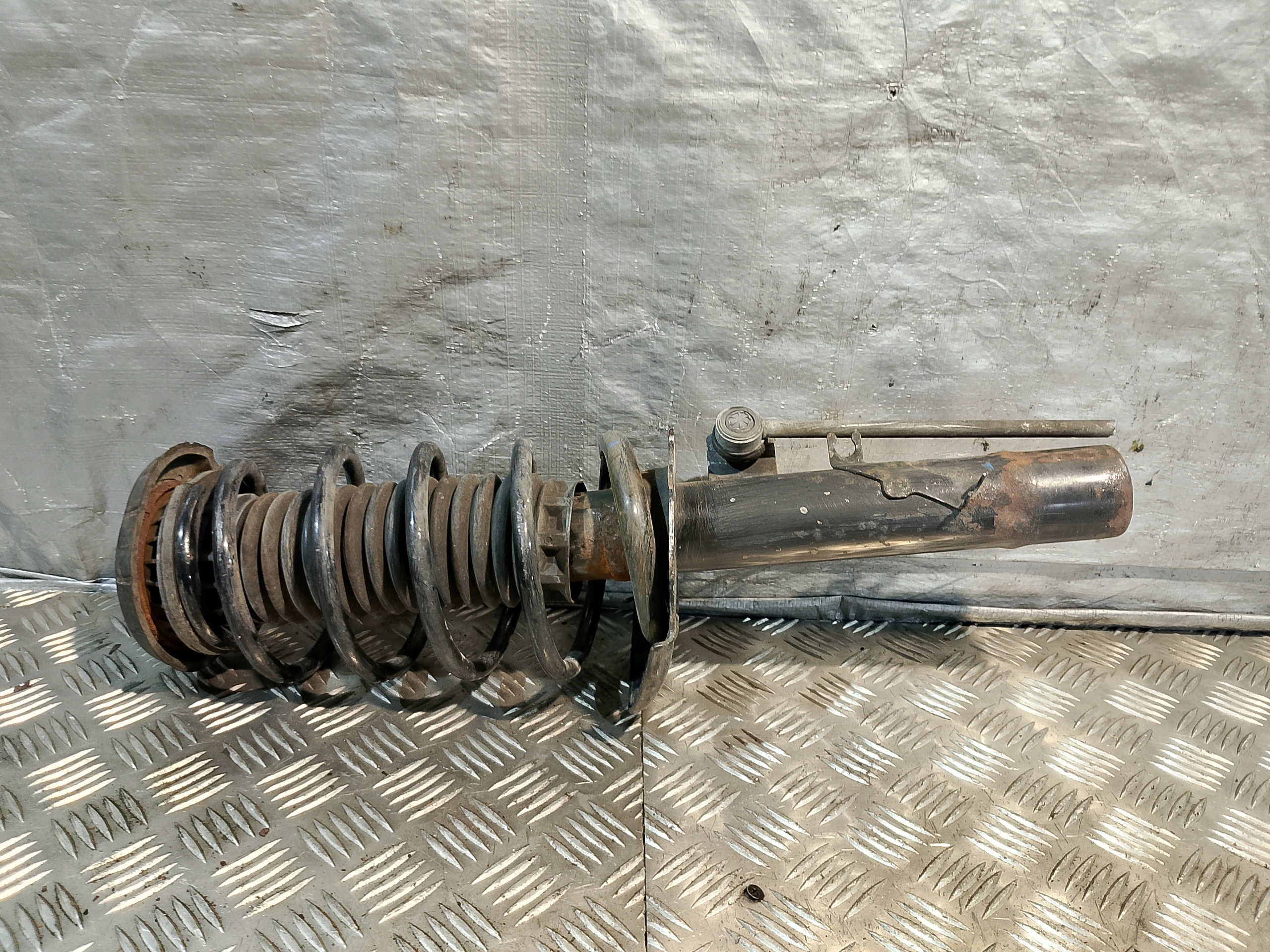 shock absorber + spring right front front PEUGEOT 301