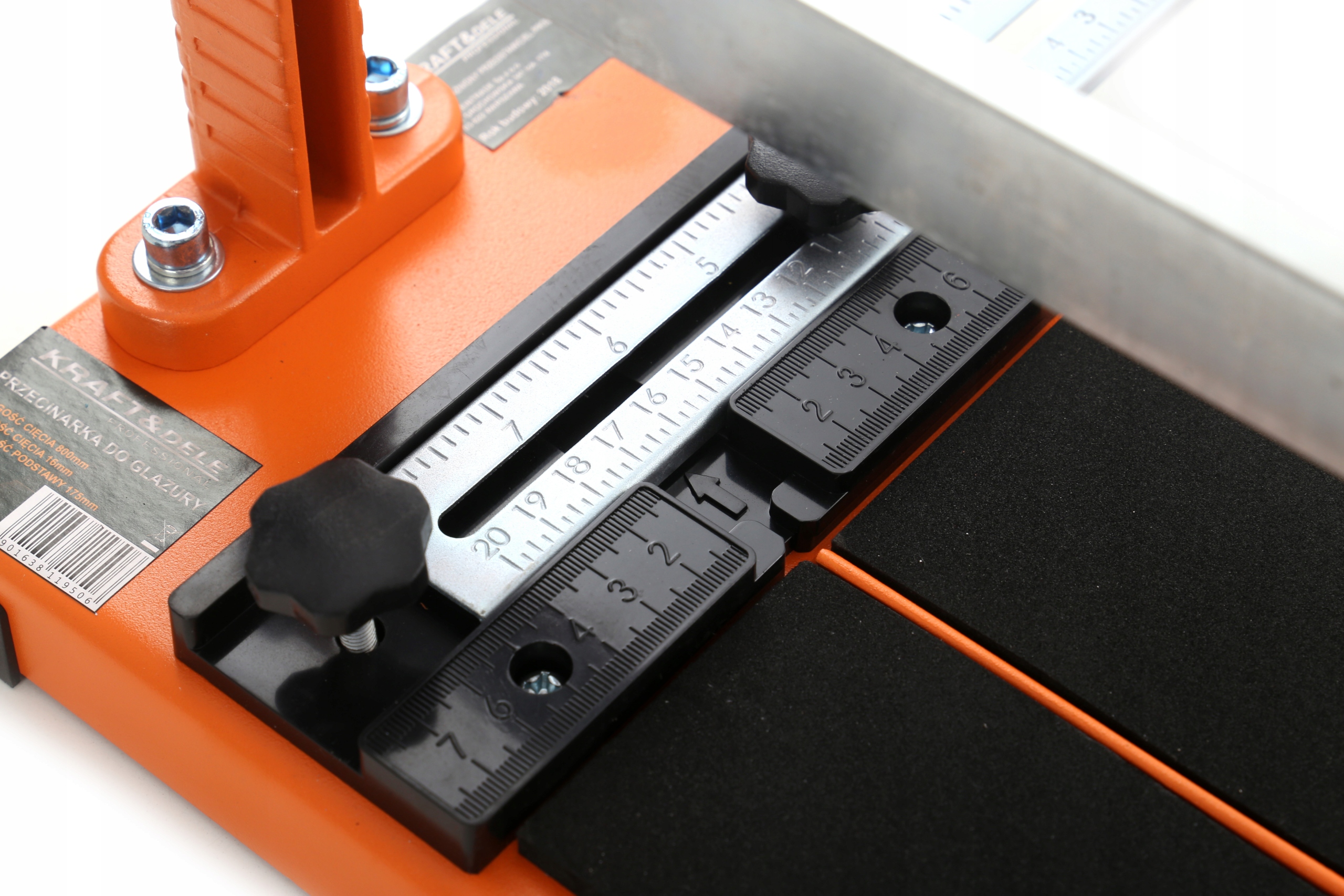 PRZECINARKA MASZYNKA DO CIĘCIA PŁYTEK GLAZURY 600 Seria KD1578