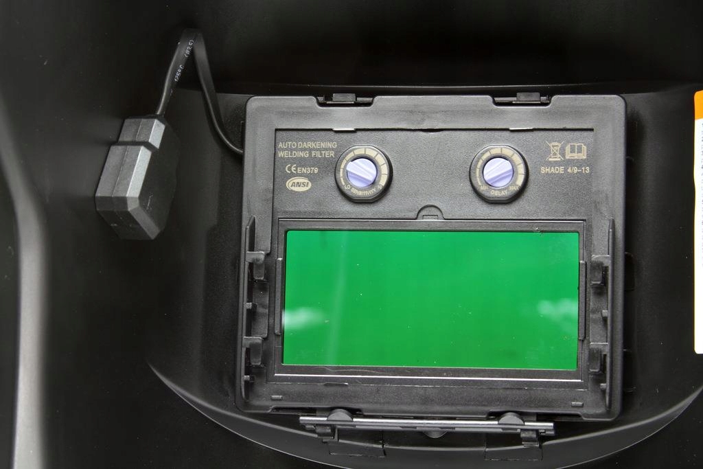 MASKA PRZYŁBICA SPAWALNICZA SAMOŚCIEMNIAJĄCA Liczba sensorów 4