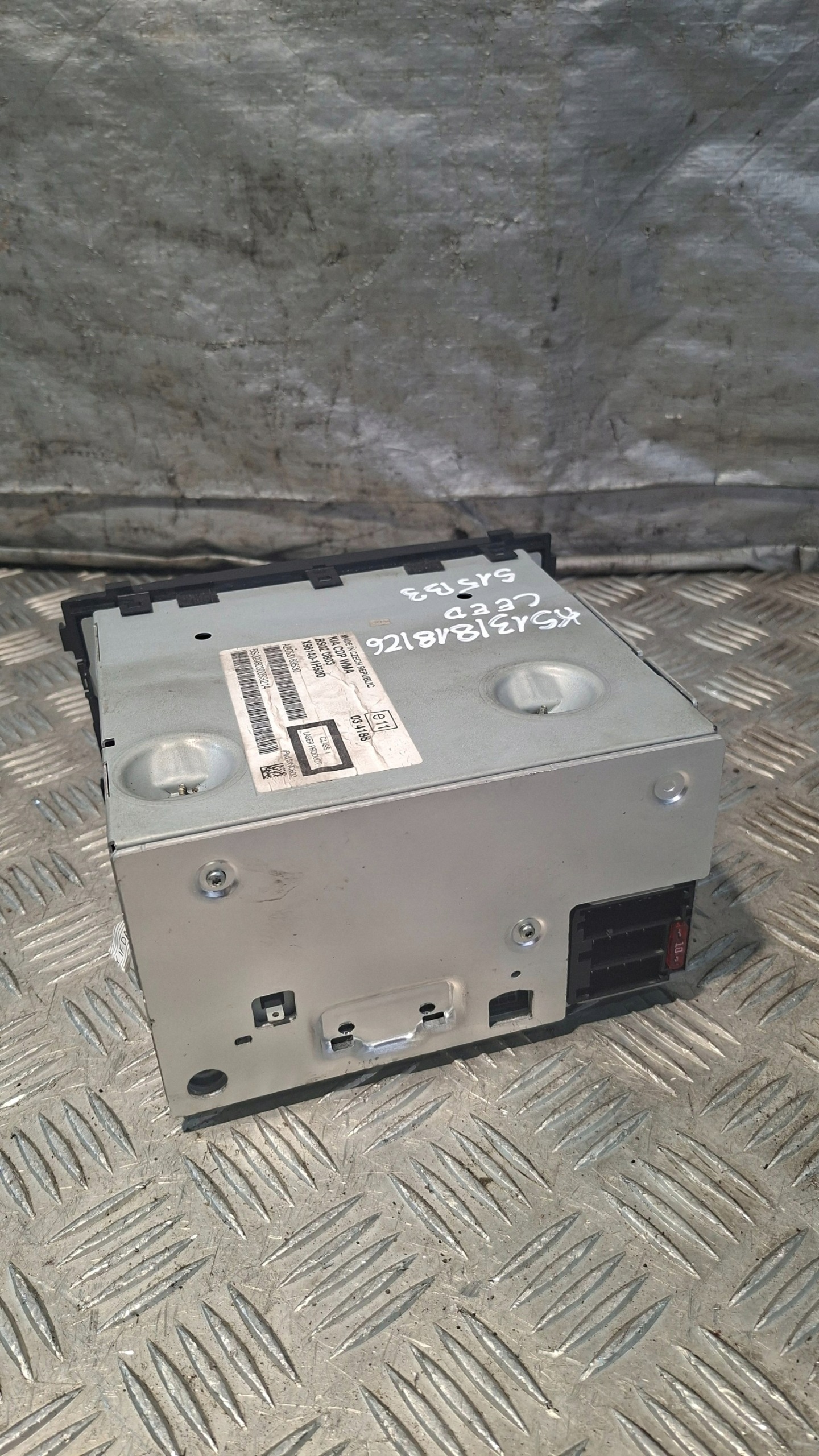 RADIO KIA CEED and