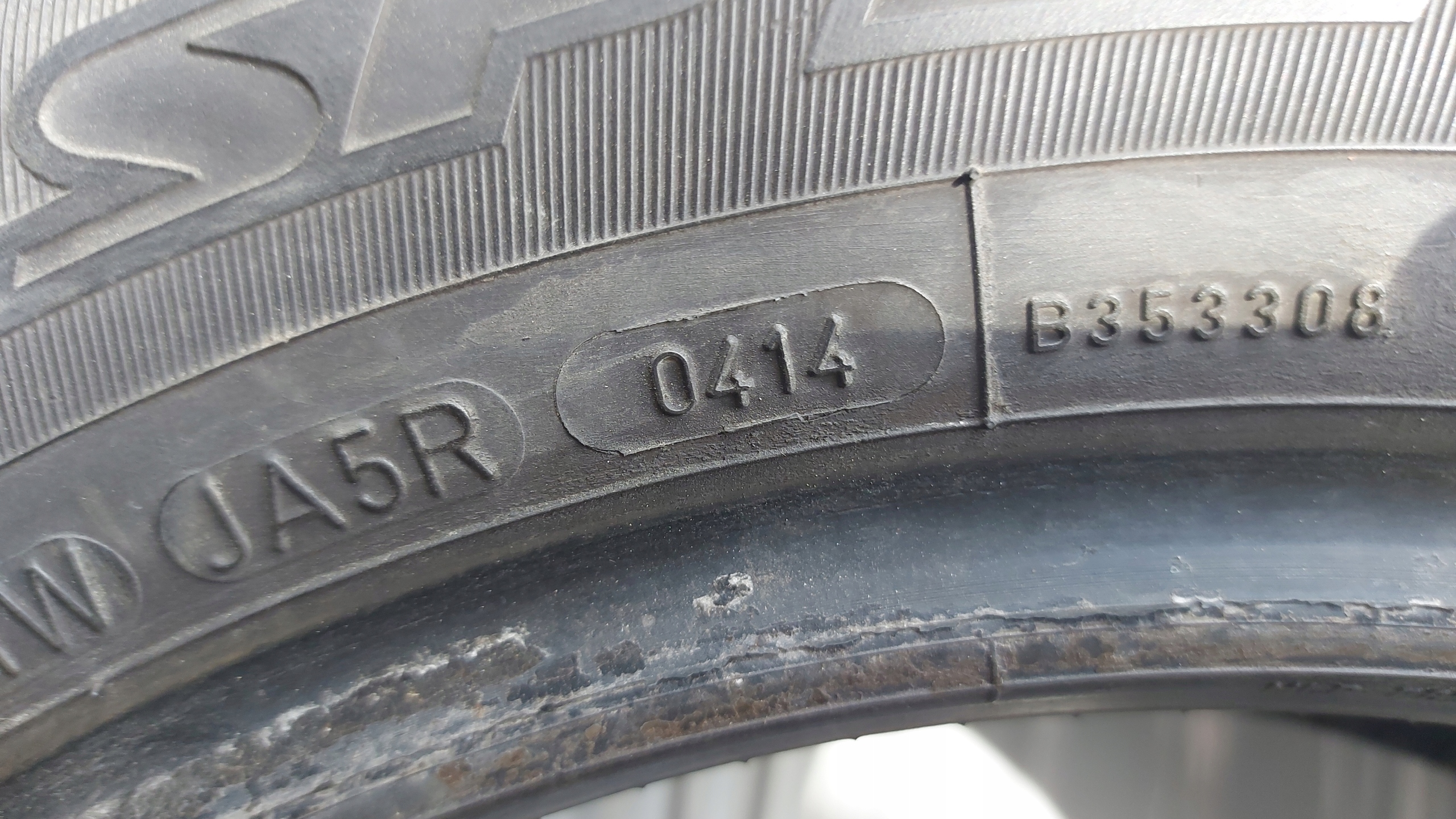 DUNLOP SPORT FASTRESPONSE 175/65R15 tyres summer 4,5mm