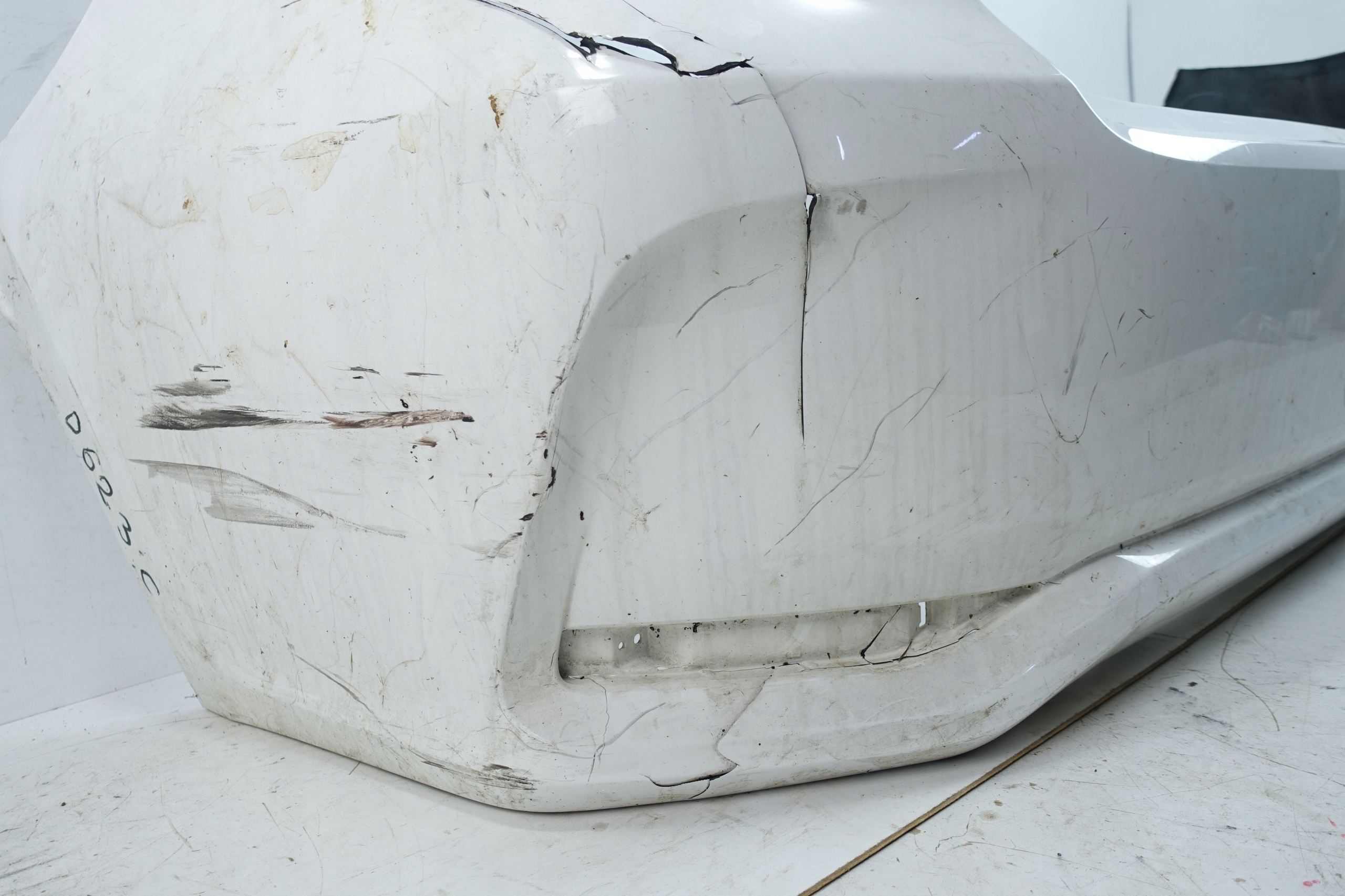 bumper rear part TYLNI TOYOTA COROLLA E21 sedan 18
