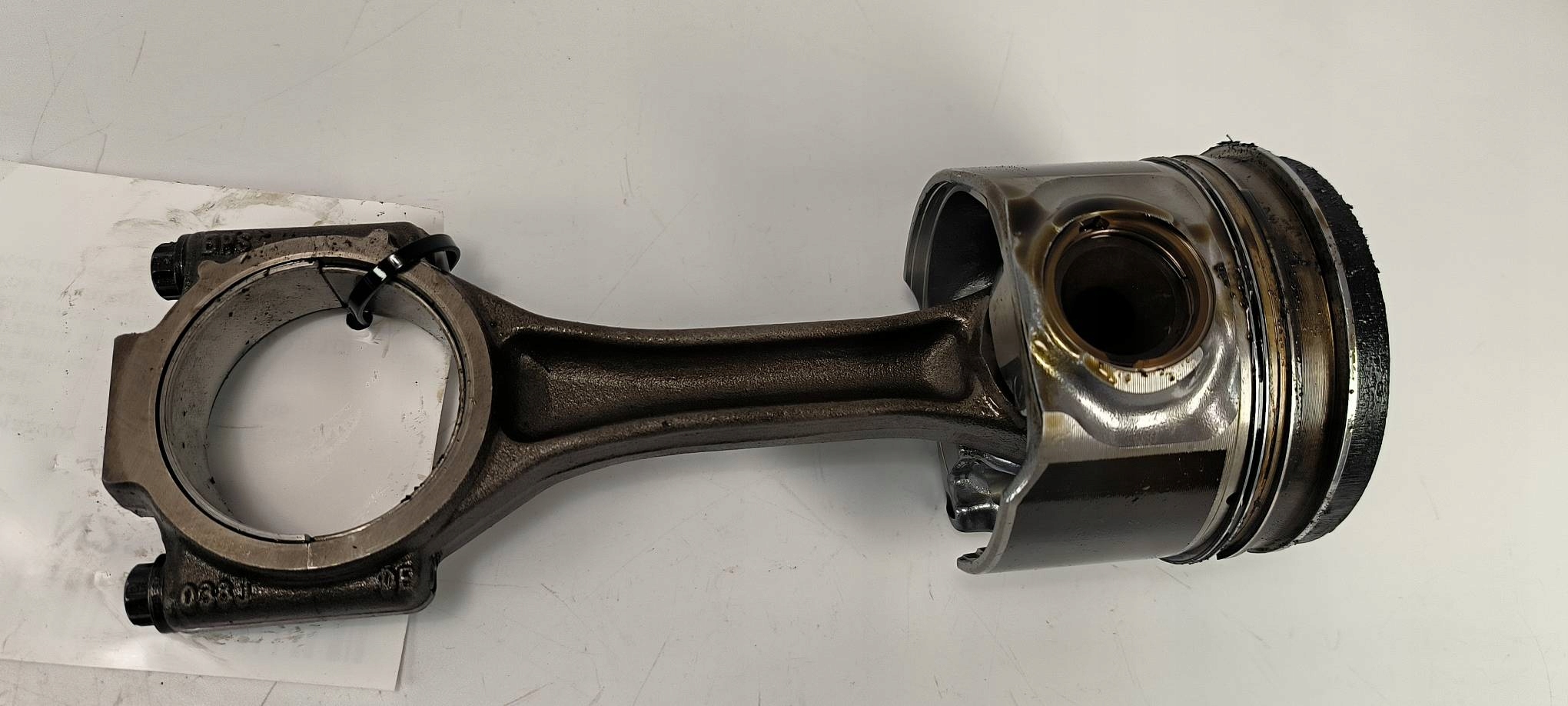 piston connecting rod 038J 2.0 TDI VOLKSWAGEN PASSAT B6