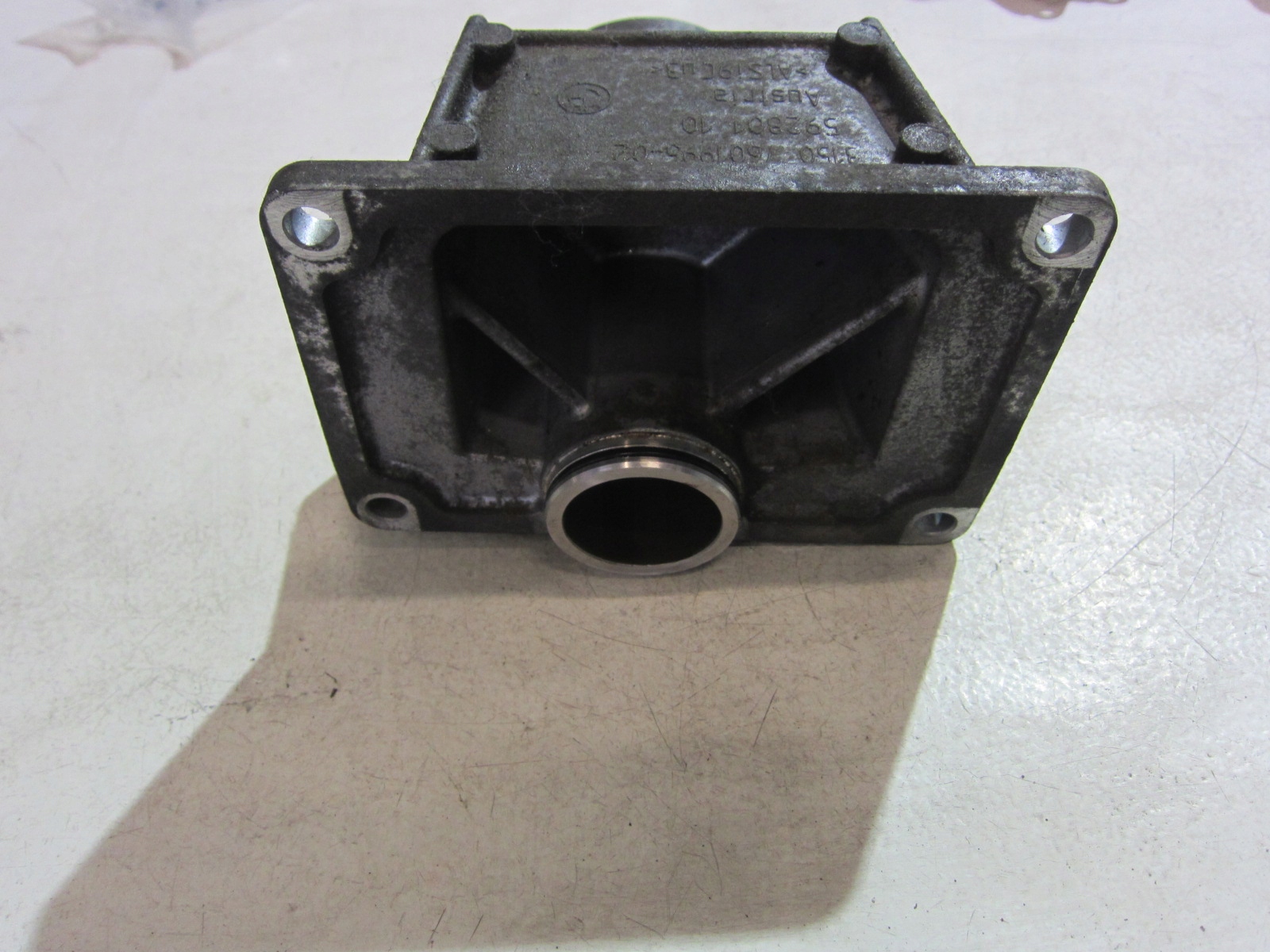 BMW F25 X3 N52 Console Demi axe 7601996 Support