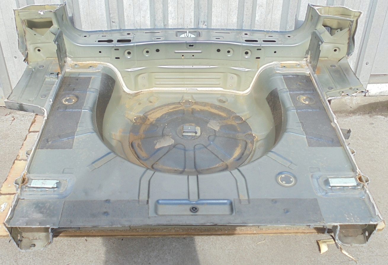 OPEL ASTRA J 15 R PAS TYLNY WZMOCNIENIE KOMBI Producent części Opel OE